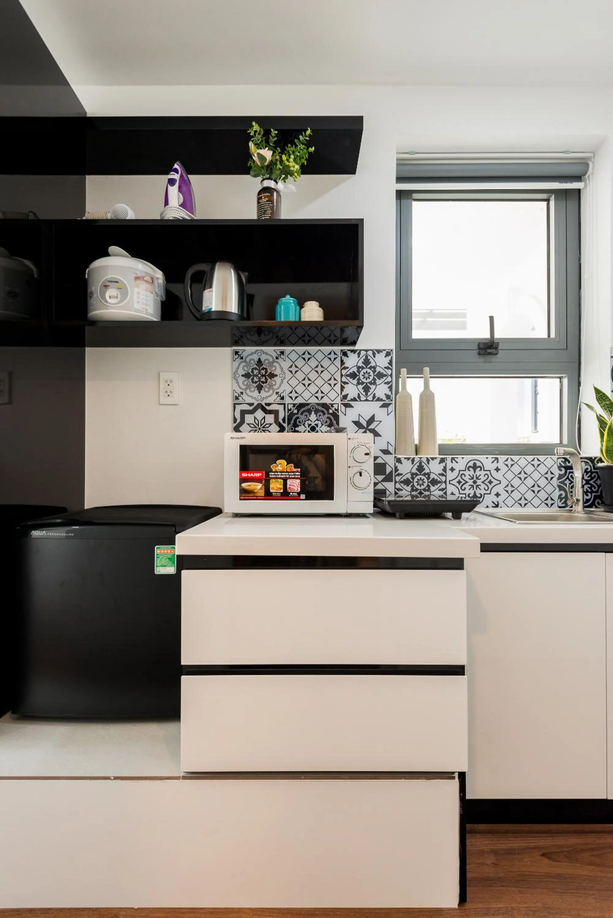 Kitchen or kitchenette in Cozrum Homes The Gallery Residence