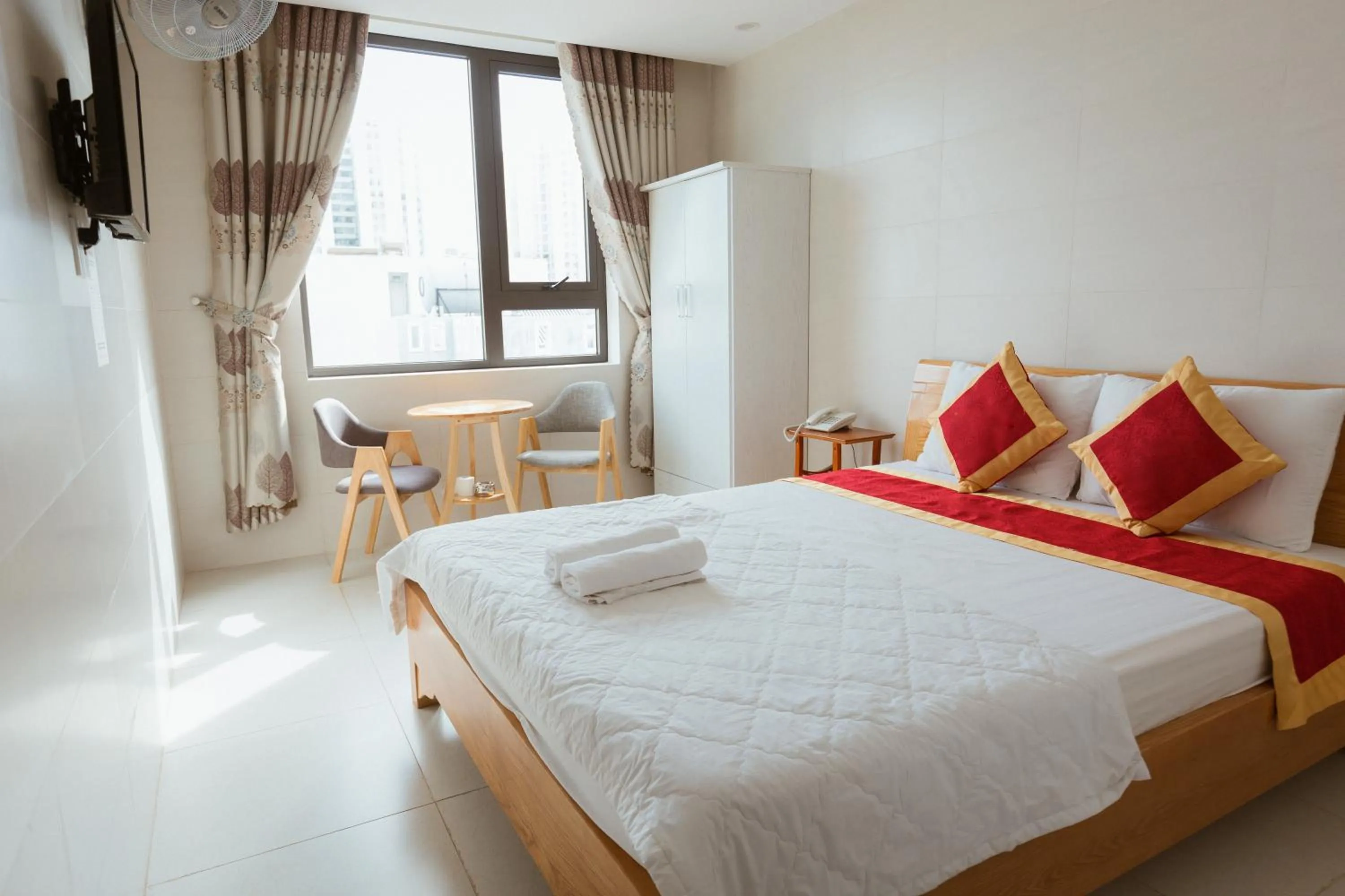 Bedroom, Bed in Lam Kiều Hotel