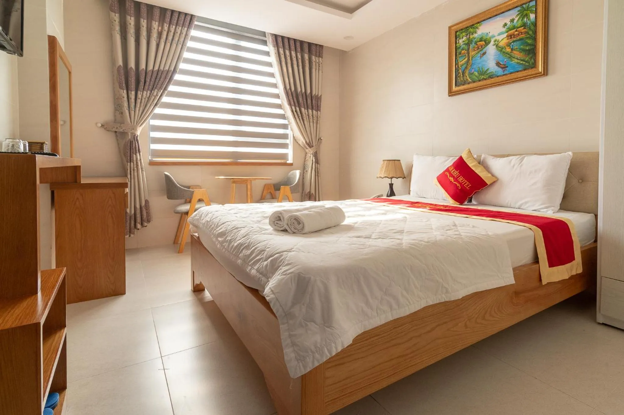 Photo of the whole room, Bed in Lam Kiều Hotel