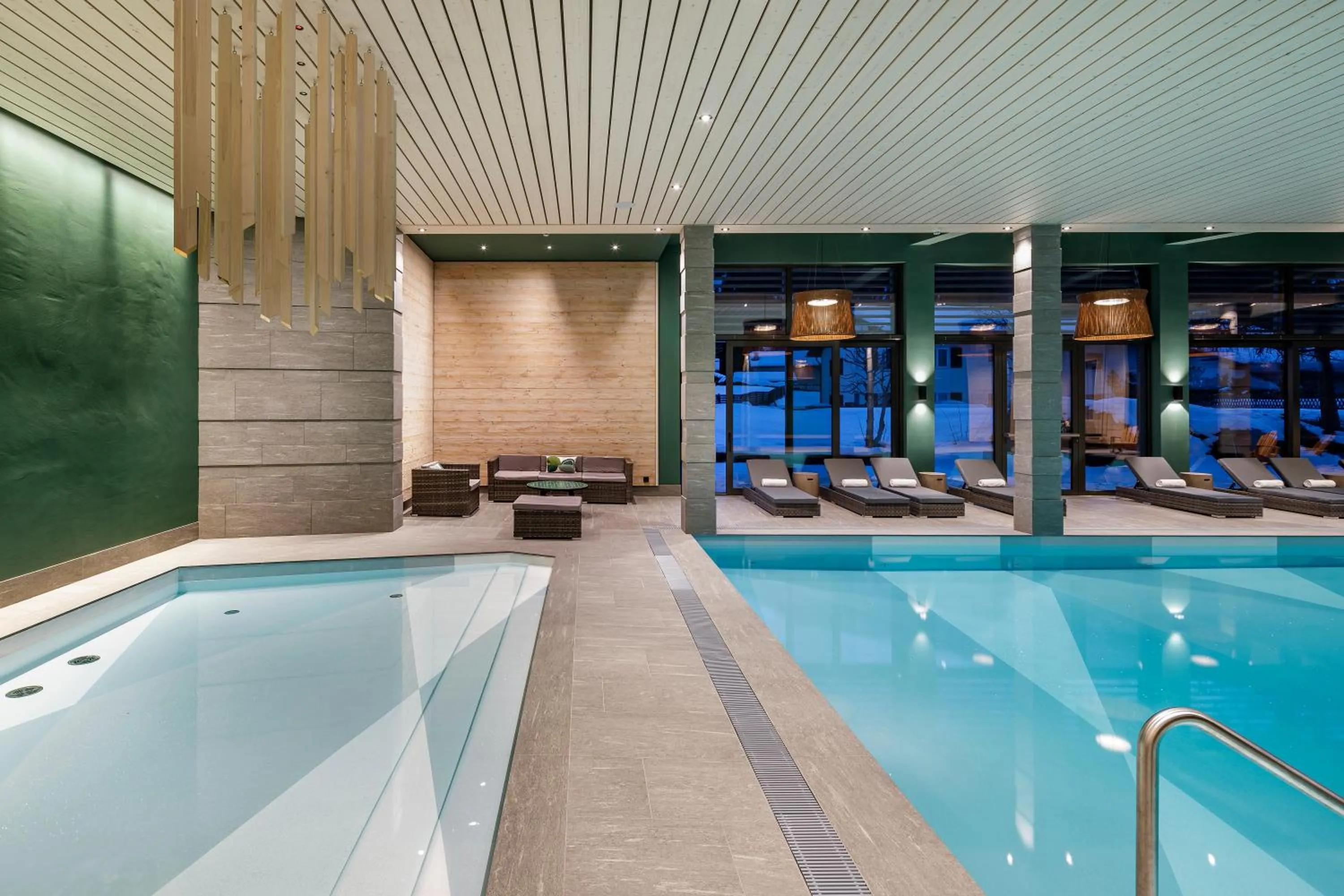 Swimming pool in Hotel Sport Klosters