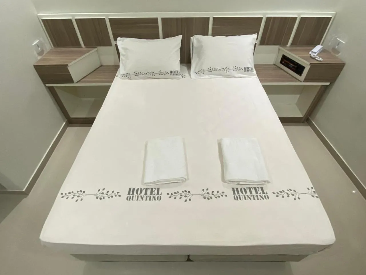 Bed in Hotel Quintino