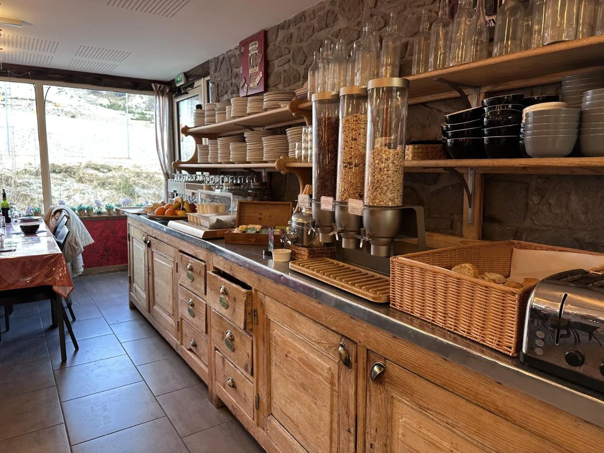 Breakfast in Auberge de Jeunesse HI Le Mont-Dore