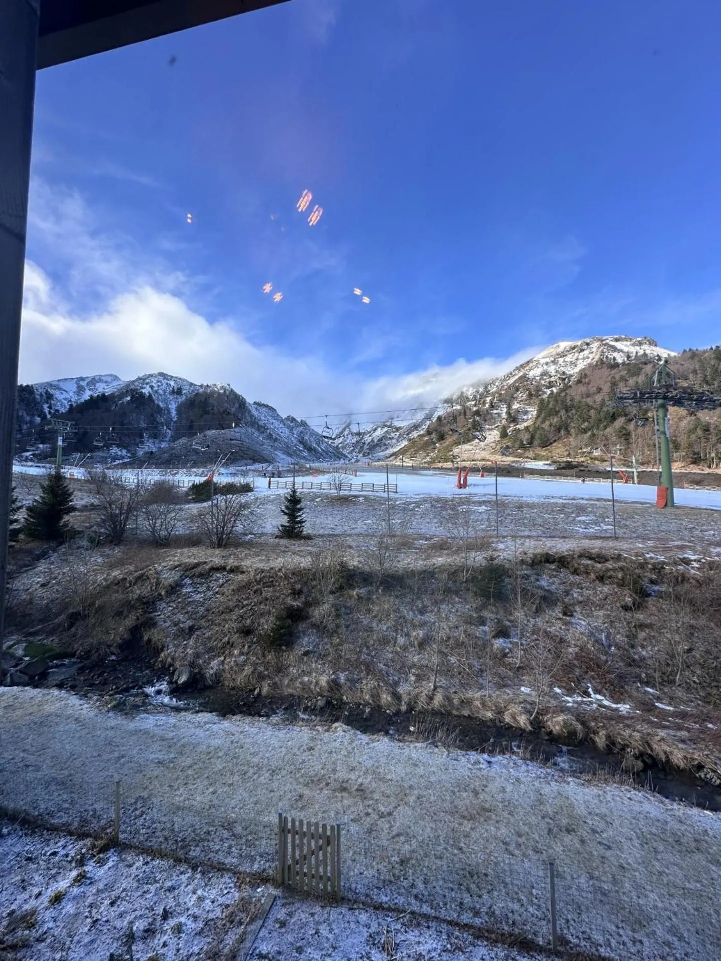 Mountain view in Auberge de Jeunesse HI Le Mont-Dore