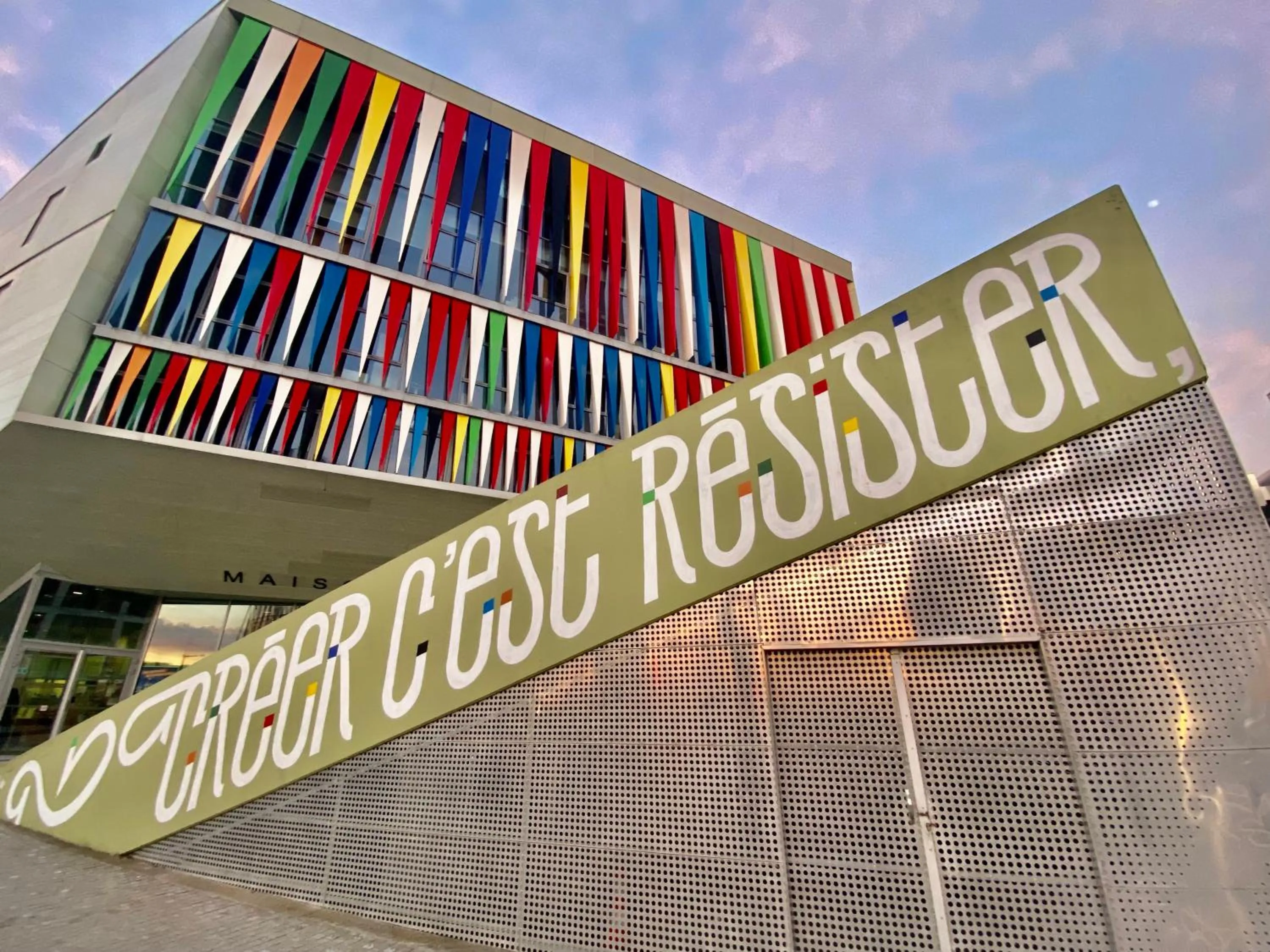 Property building in Auberge de Jeunesse HI Lille