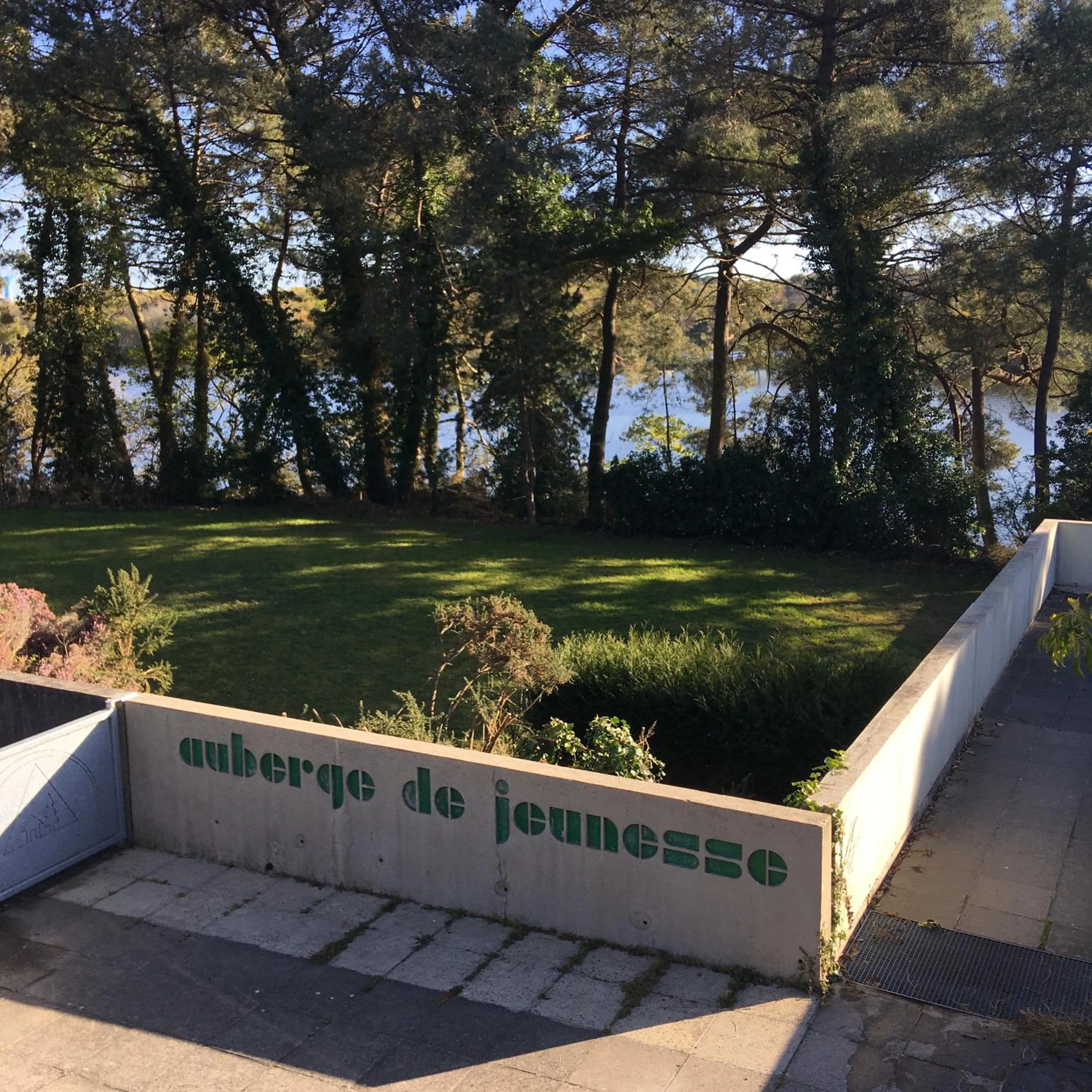 Facade/entrance in Auberge de Jeunesse HI Lorient