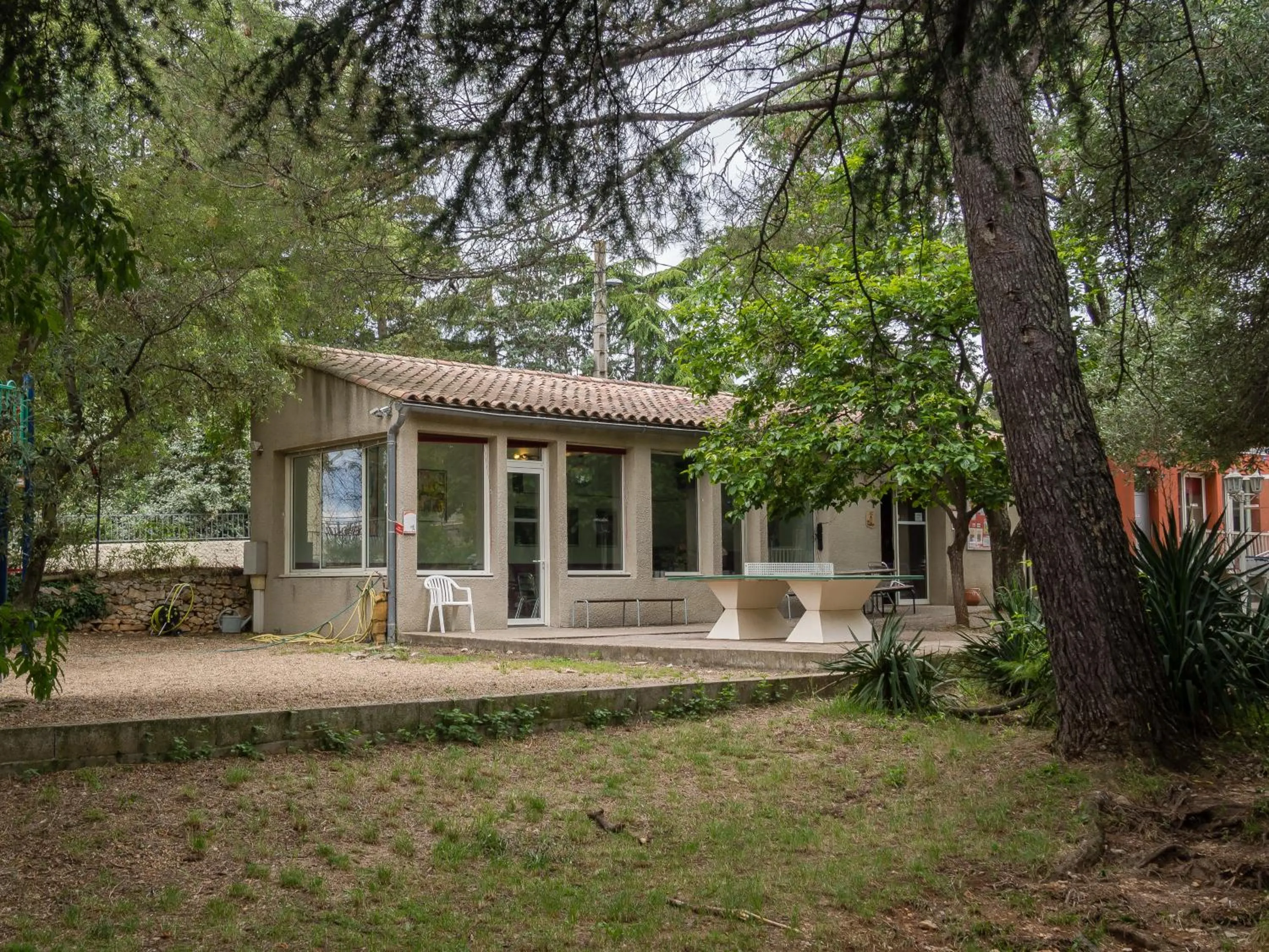 Auberge de Jeunesse HI Nîmes