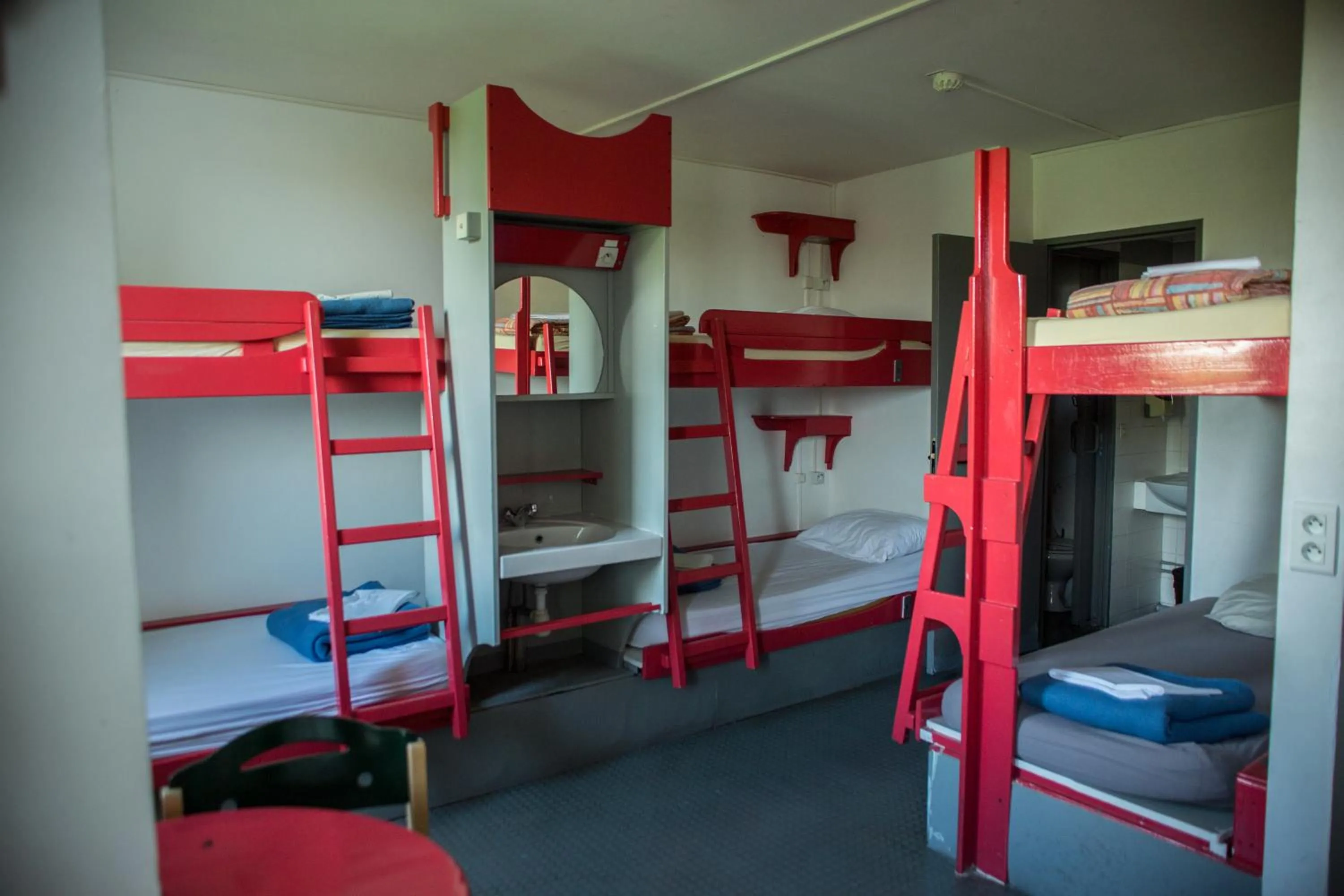 Bed in 9-Bed Male Dormitory Room in Auberge de Jeunesse HI Paris Le d'Artagnan