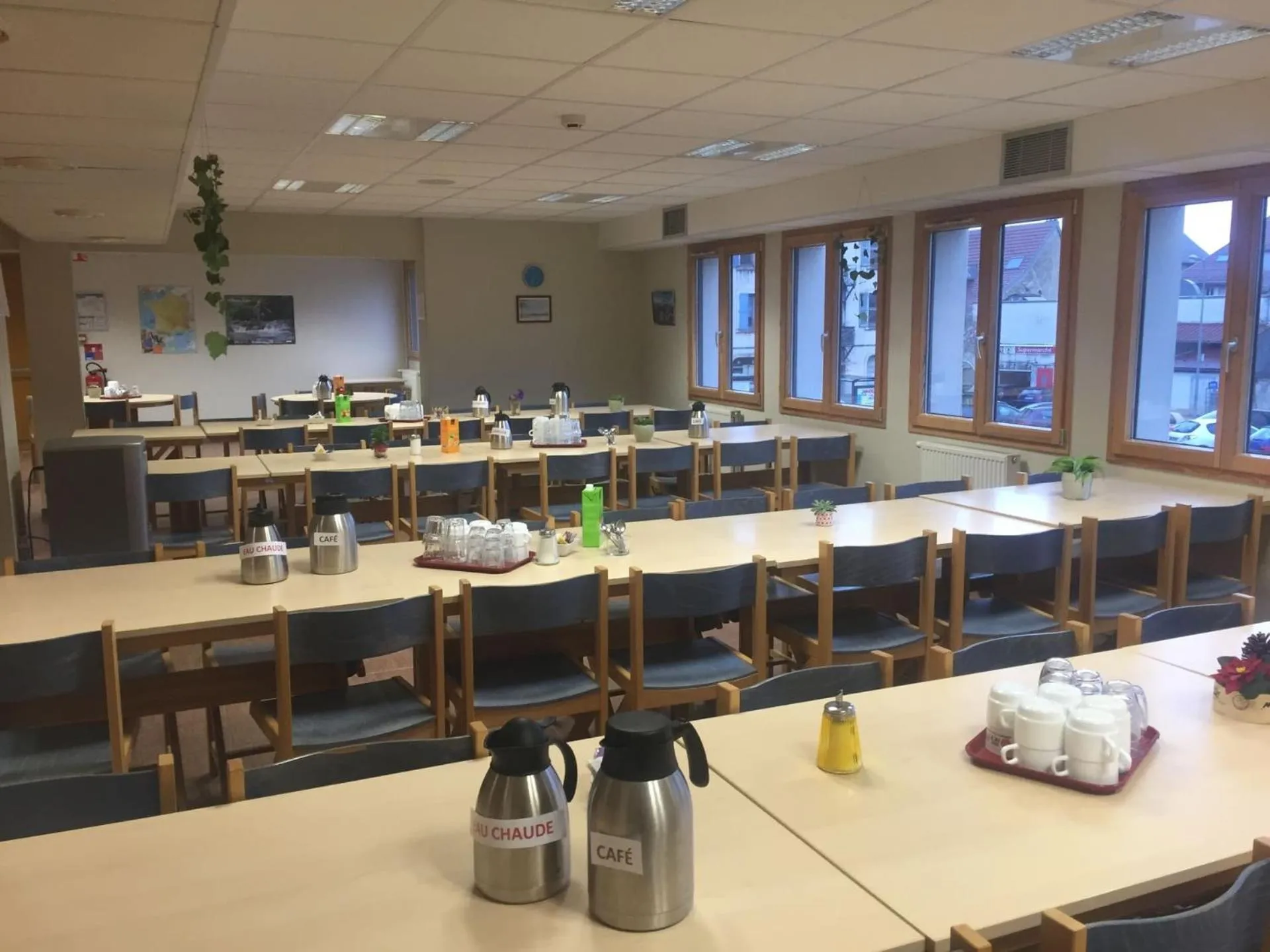 Restaurant/places to eat in Auberge de Jeunesse HI Pontarlier