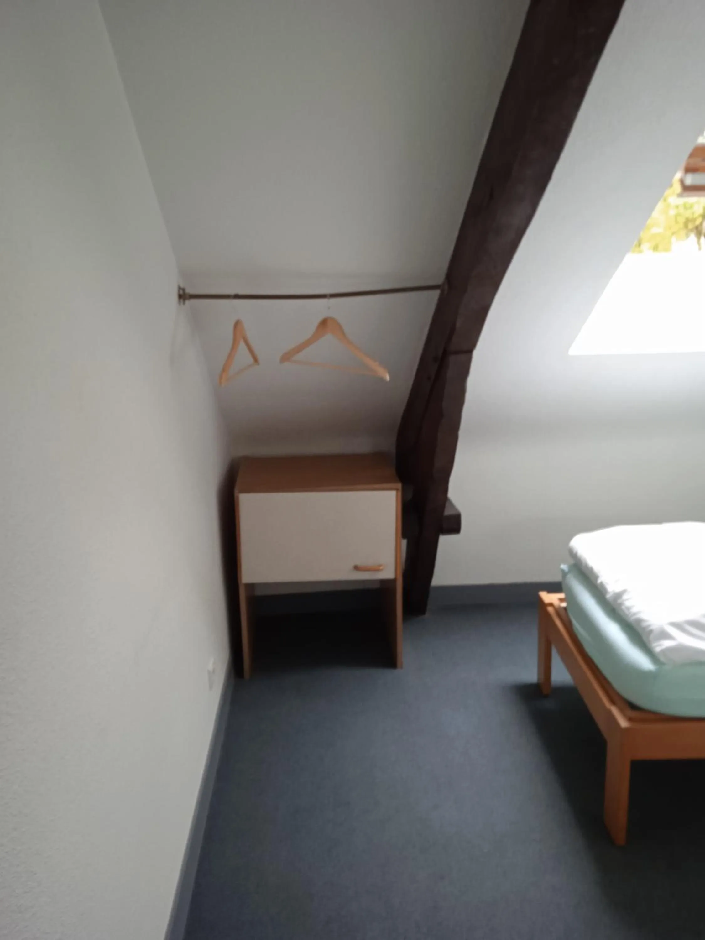 Photo of the whole room, Bed in Auberge de Jeunesse HI Pontivy