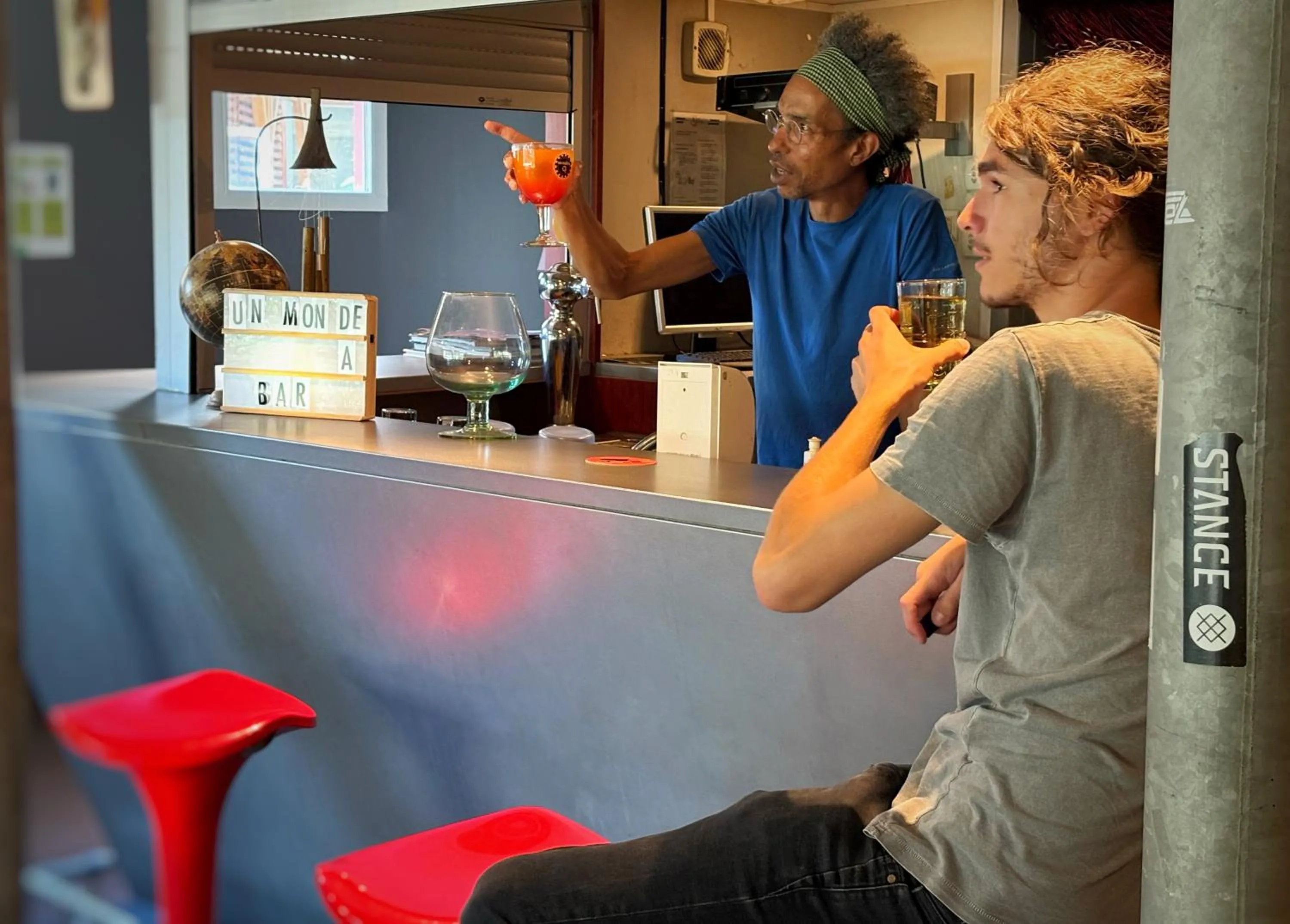 Lounge or bar in Auberge de Jeunesse HI Grenoble