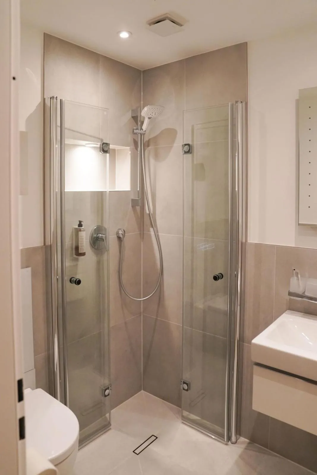 Bathroom in Hotel-Restaurant Osterather Hof