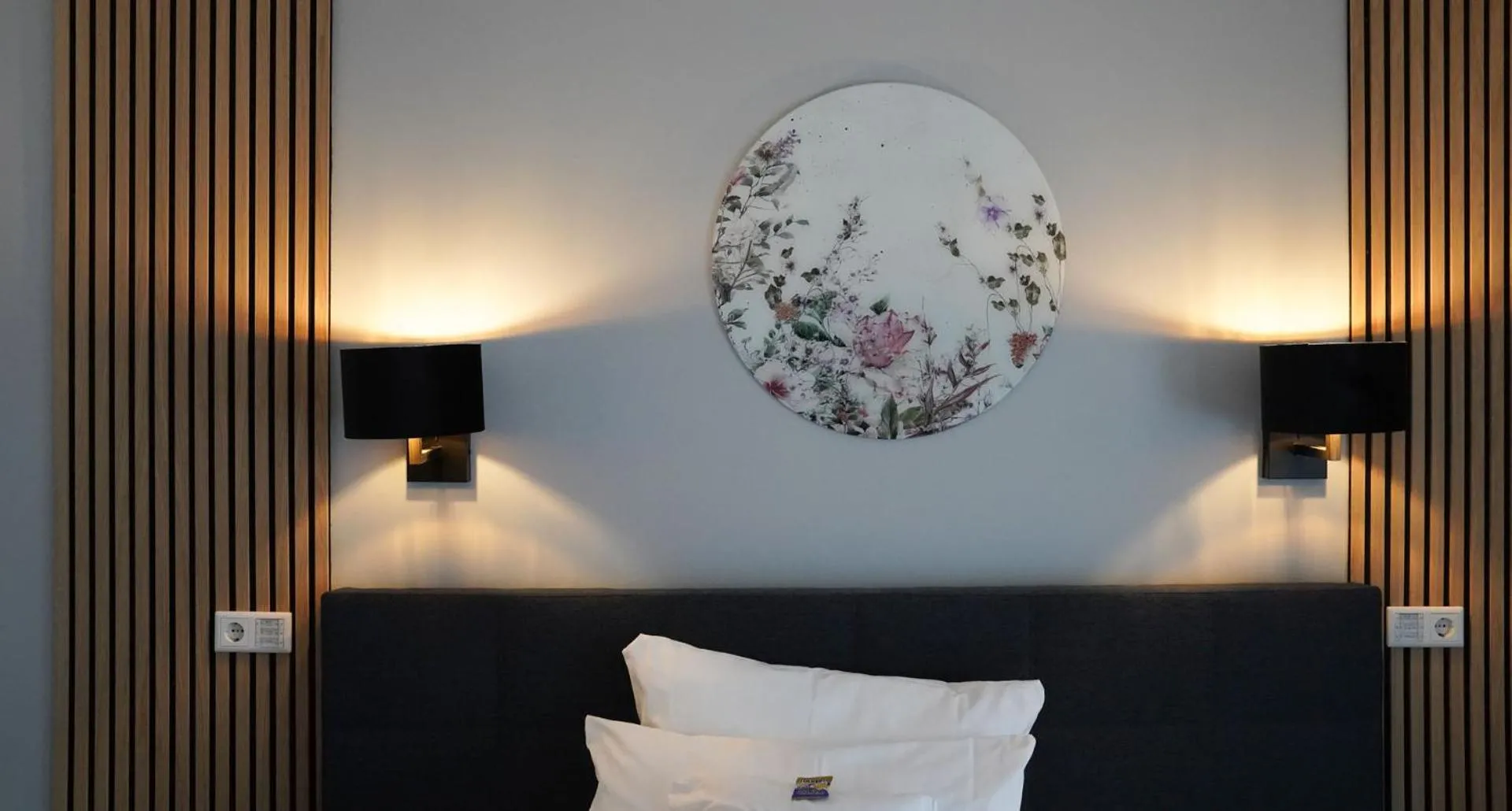 Photo of the whole room, Bed in Hotel-Restaurant Osterather Hof