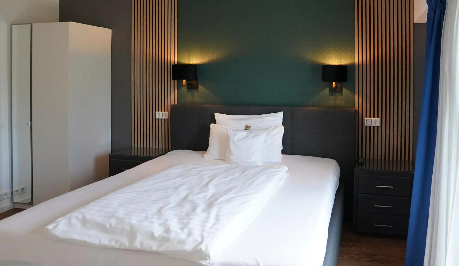 Photo of the whole room, Bed in Hotel-Restaurant Osterather Hof