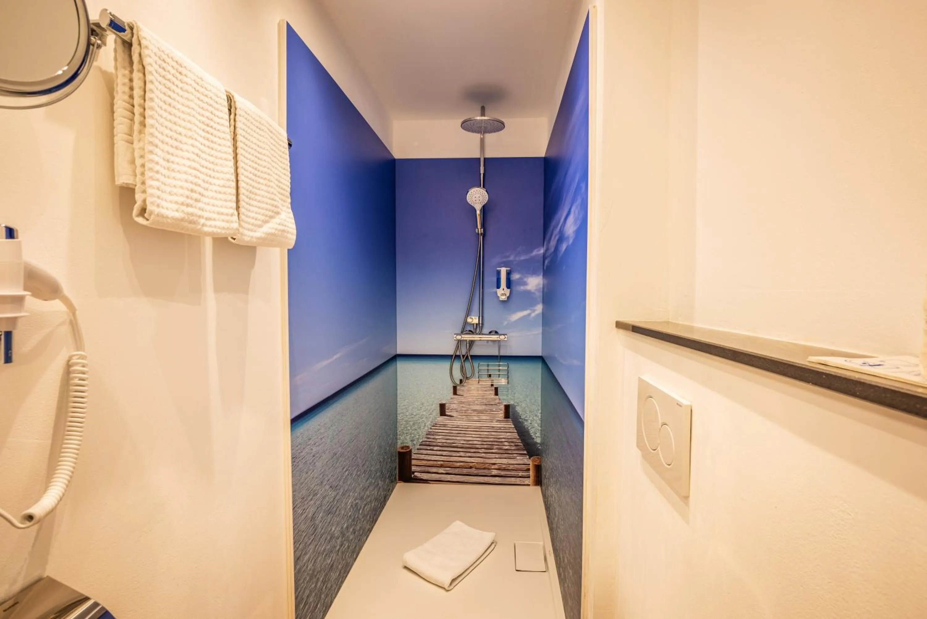 Shower in Hotel Die Tanne