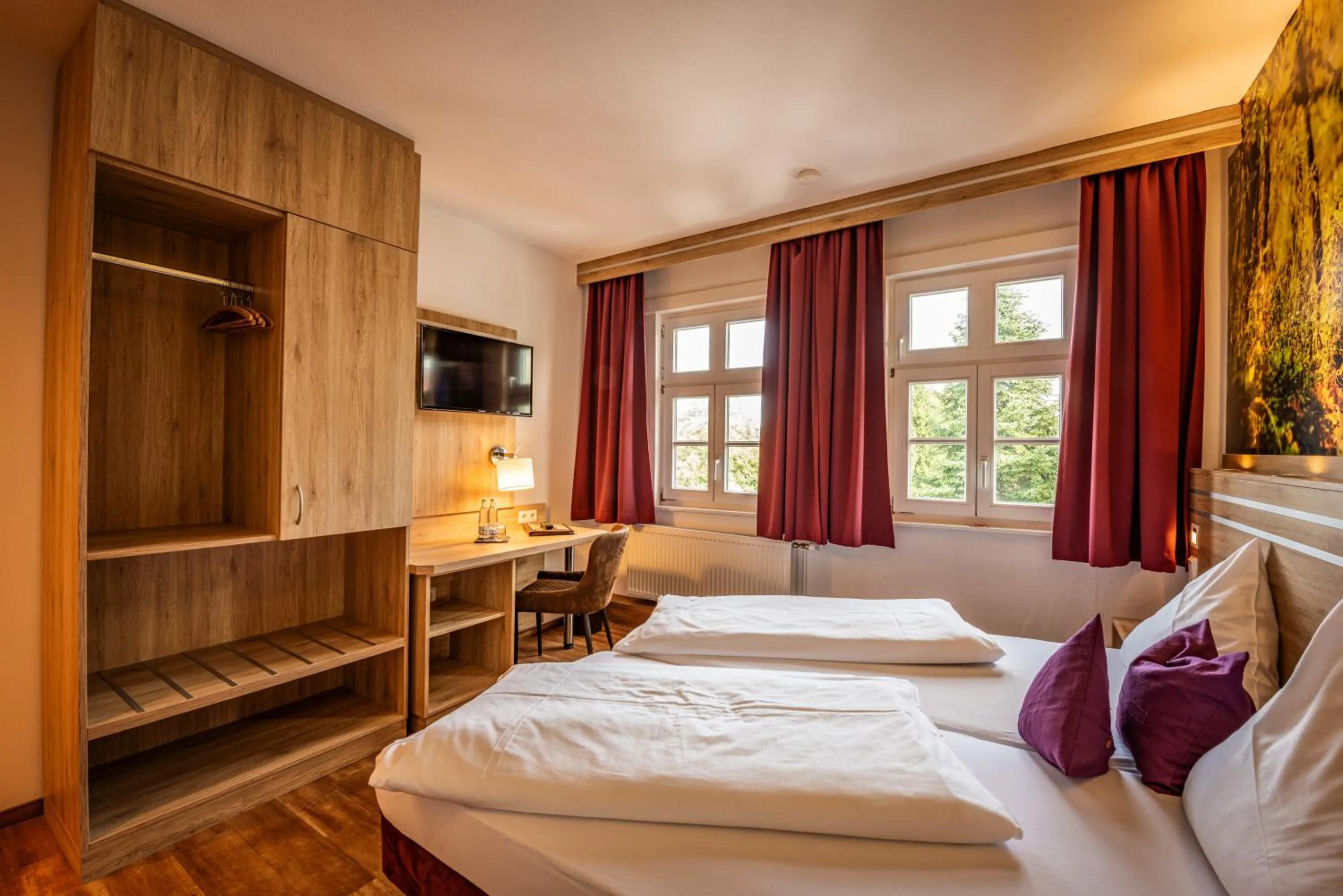 Photo of the whole room, Bed in Hotel Die Tanne