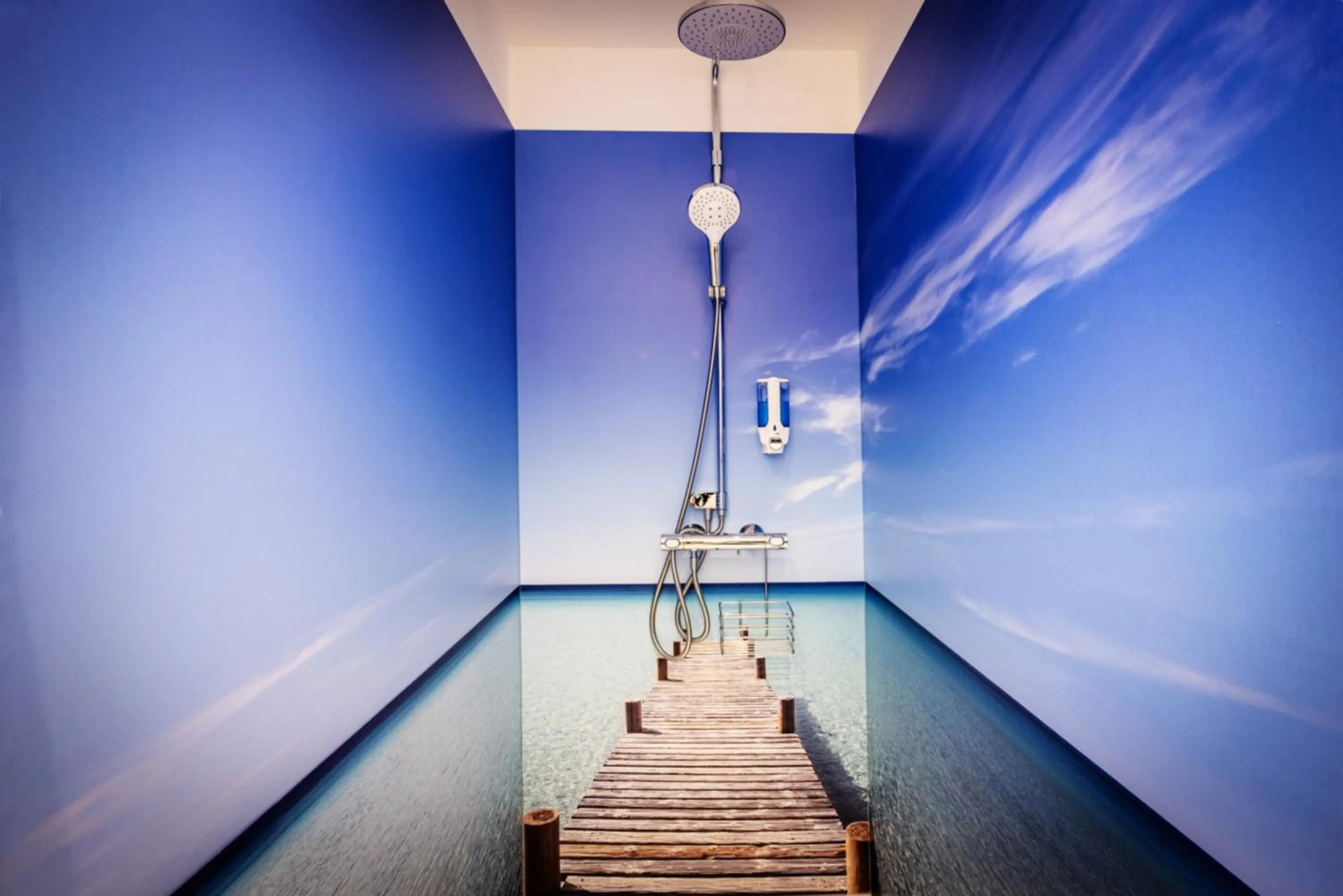 Shower in Hotel Die Tanne