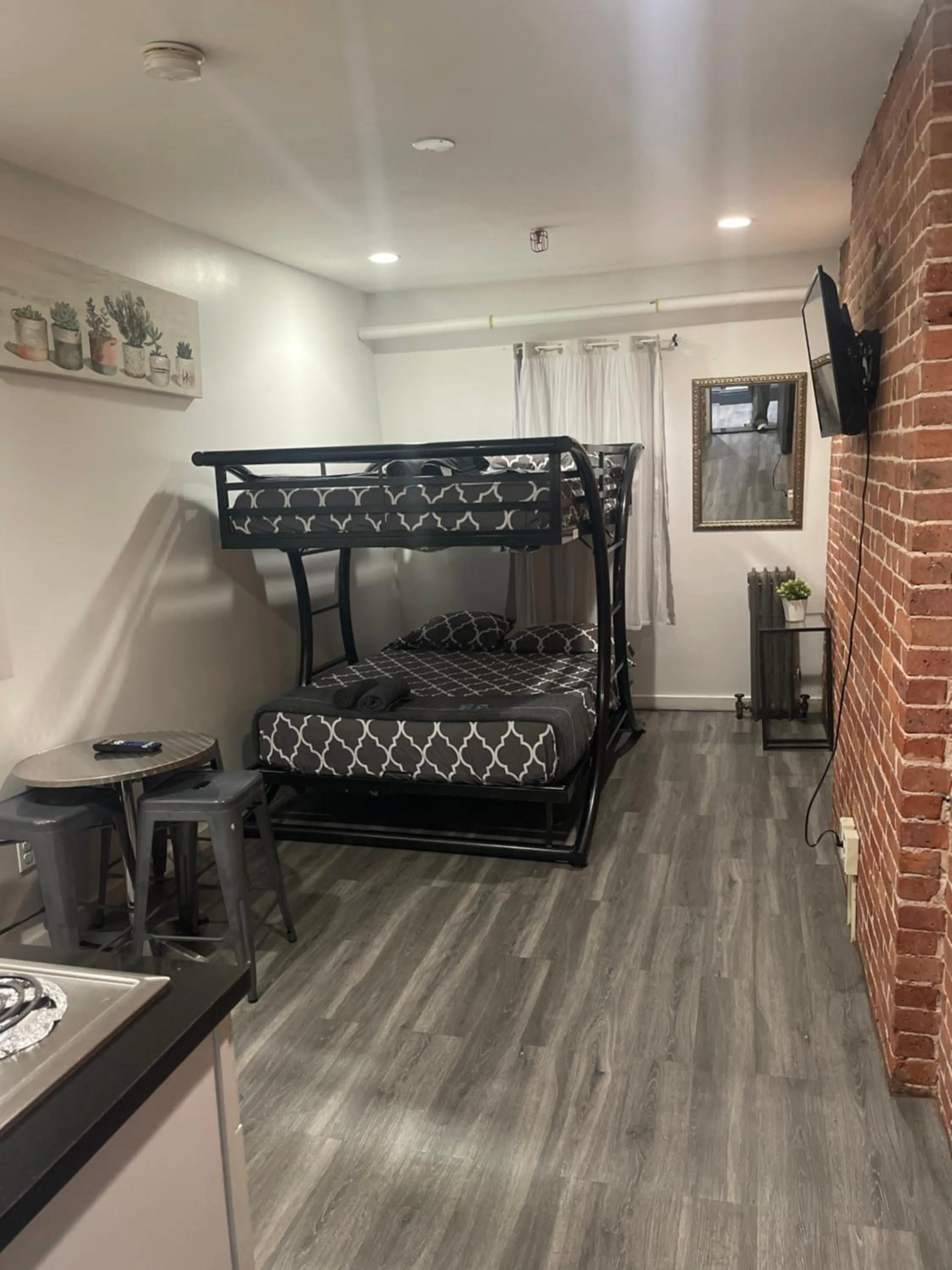 Bed in 31 Street Broadway Hotel