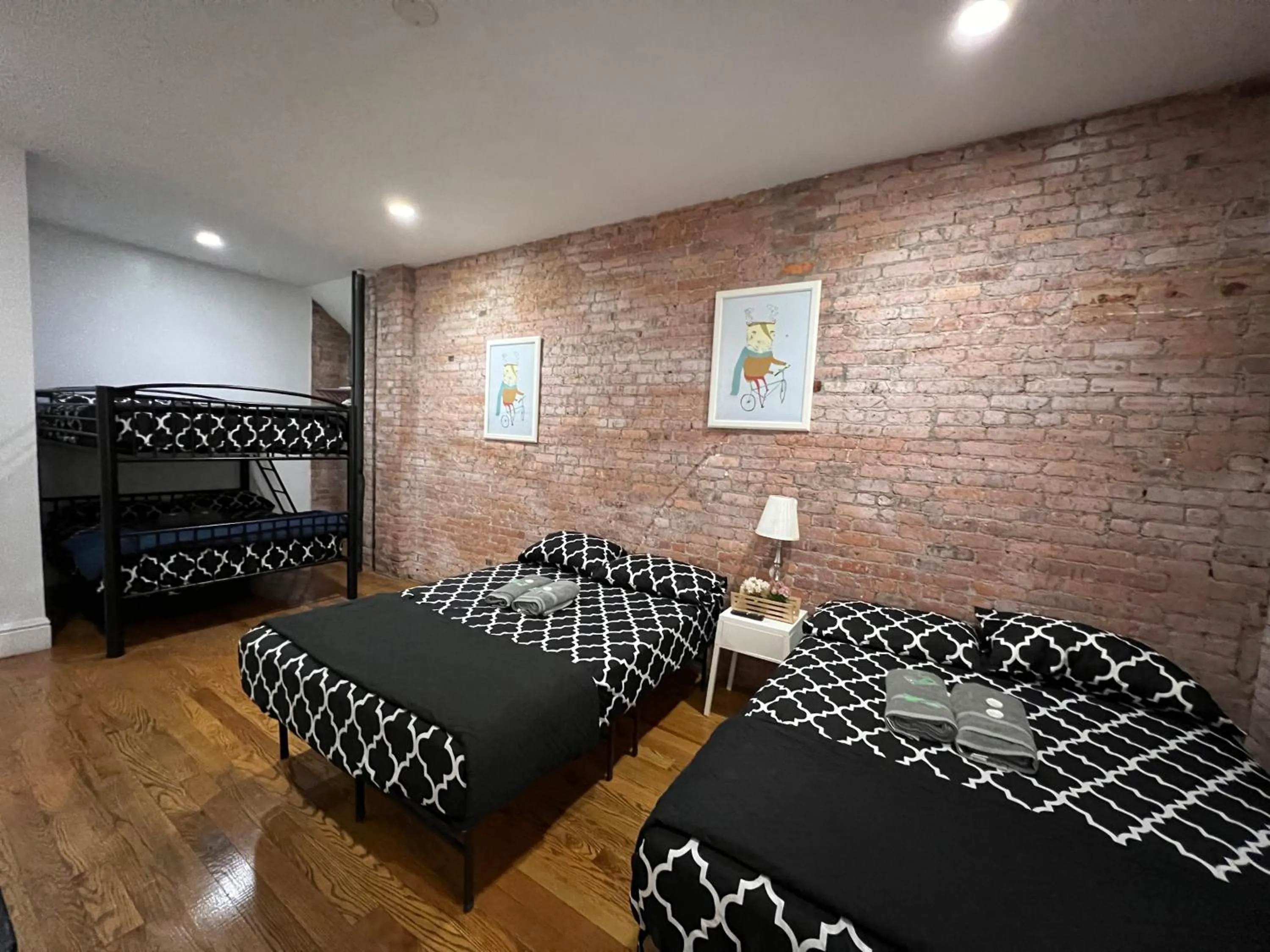 Bed in 31 Street Broadway Hotel