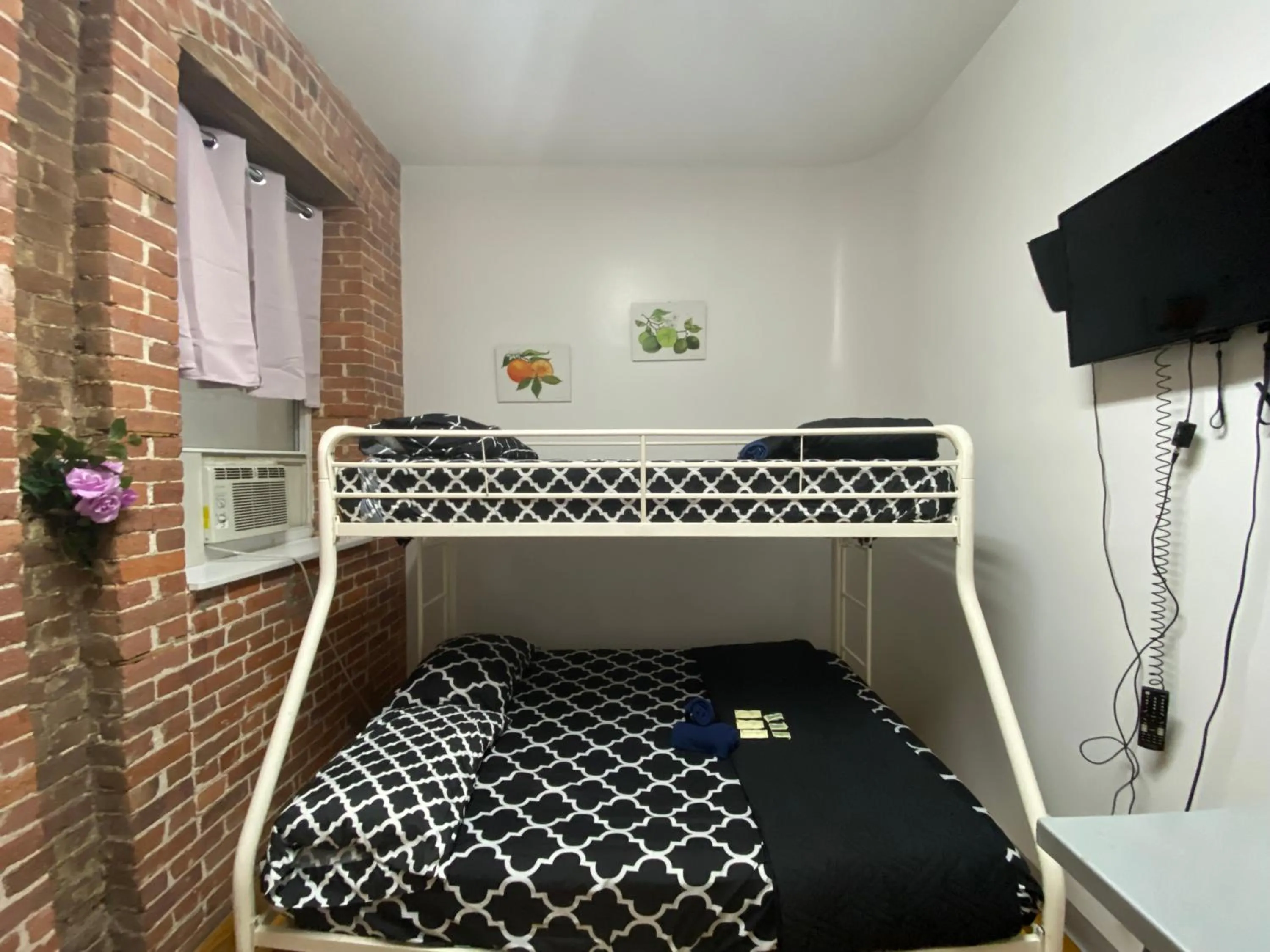 Bed in 31 Street Broadway Hotel