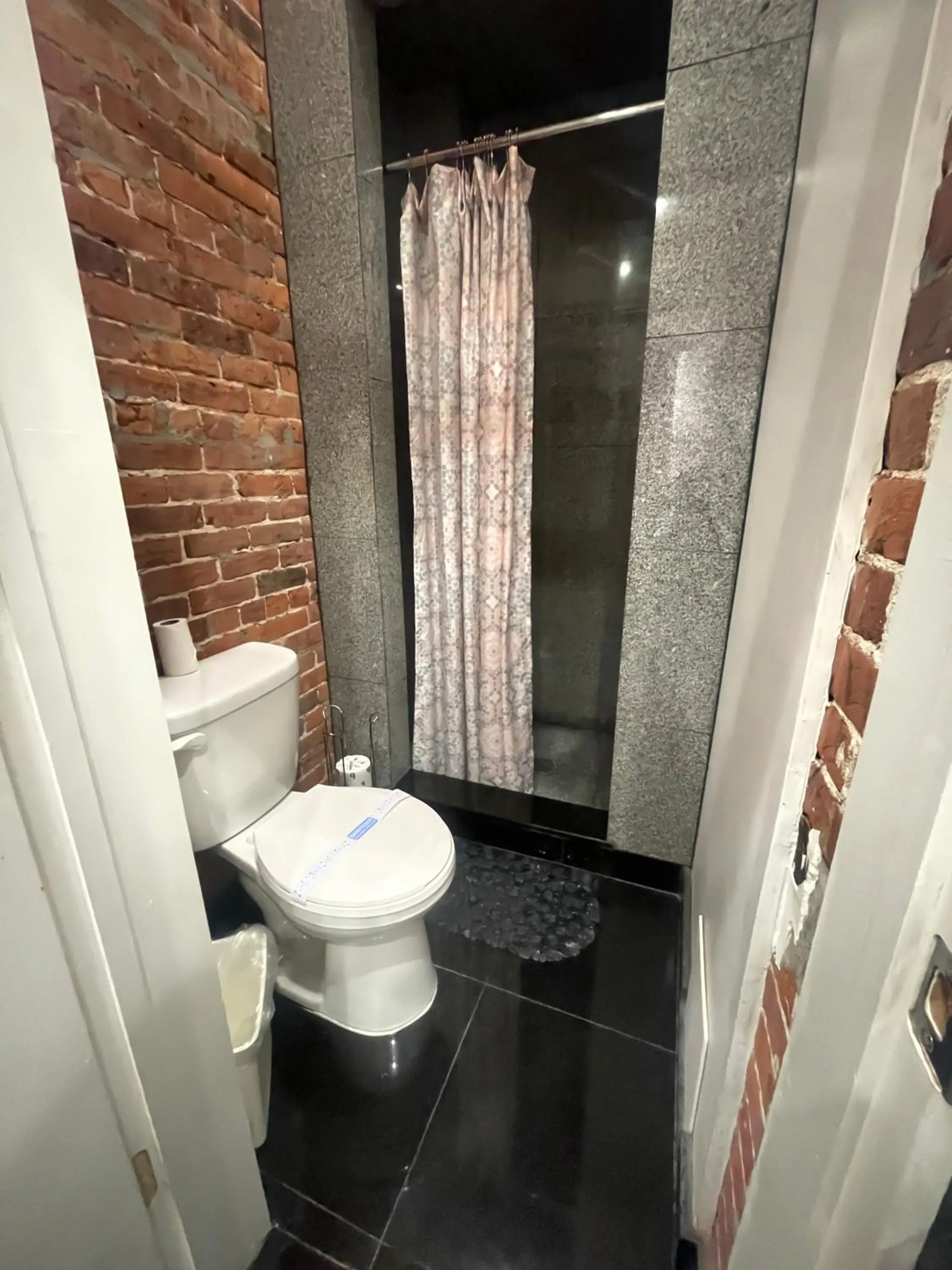 31 Street Broadway Hotel