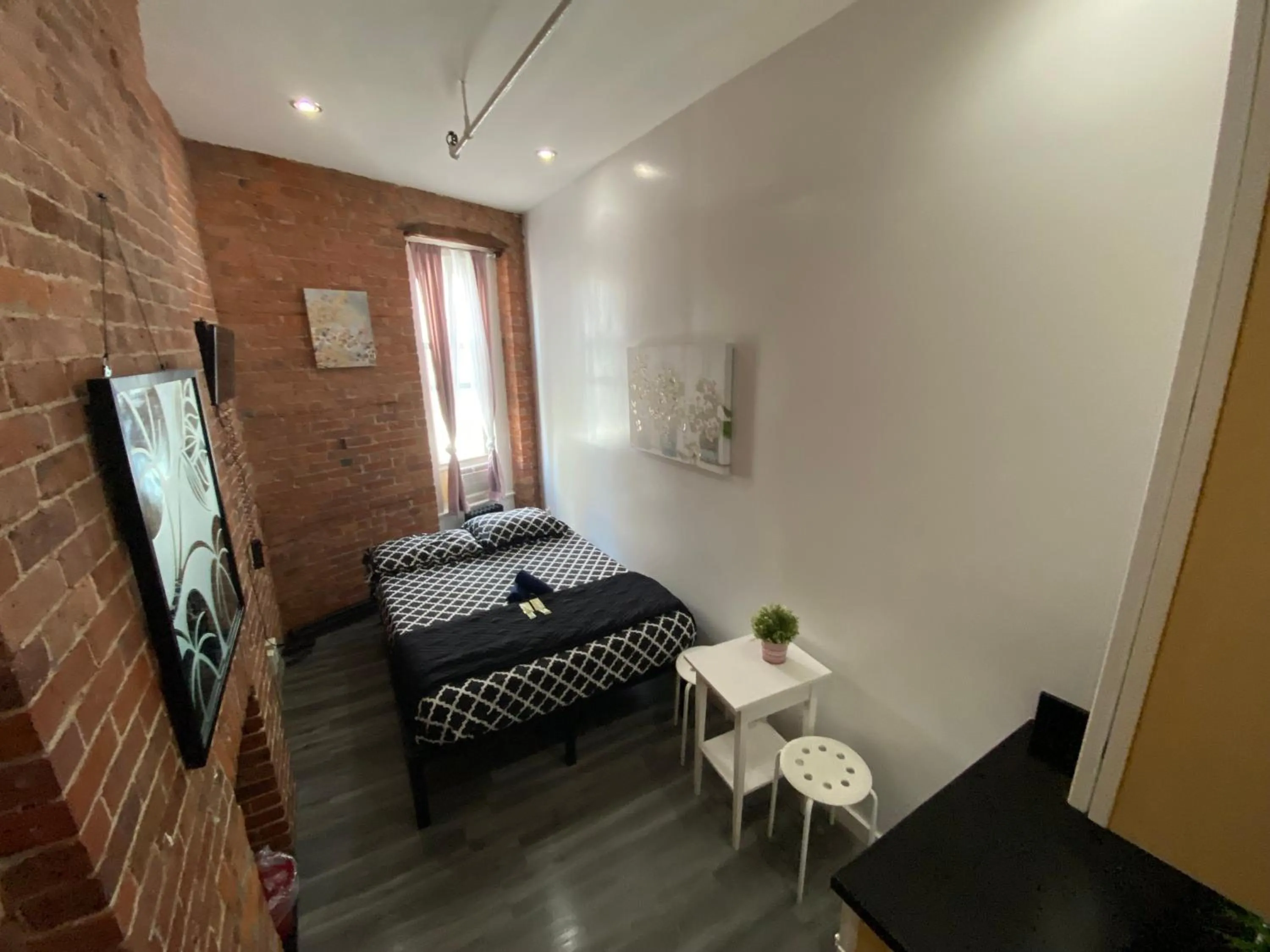 Bed in 31 Street Broadway Hotel