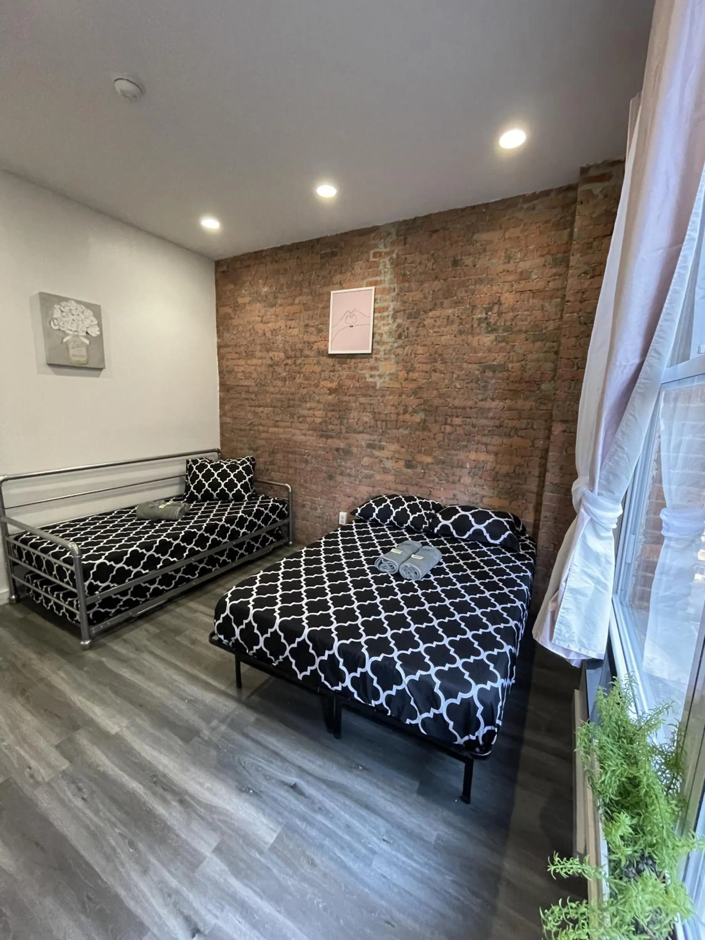 Bed in 31 Street Broadway Hotel