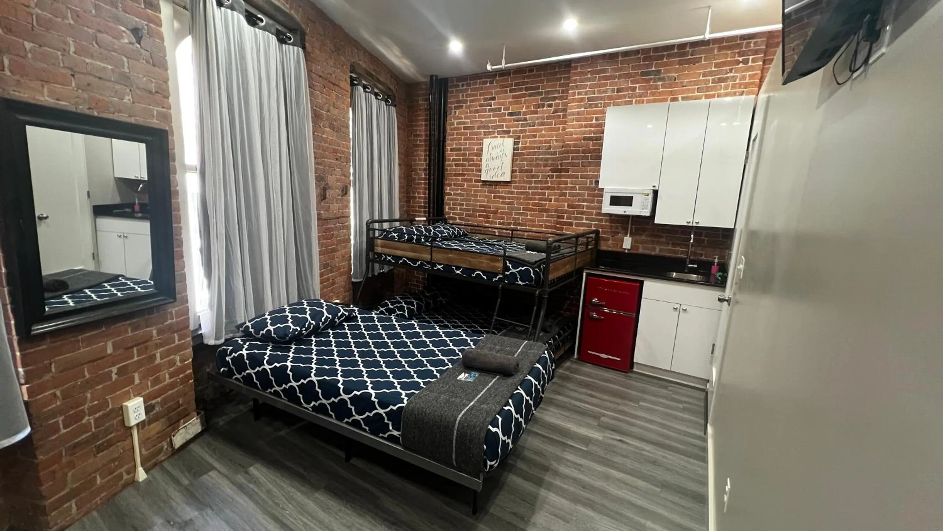 Bed in 31 Street Broadway Hotel