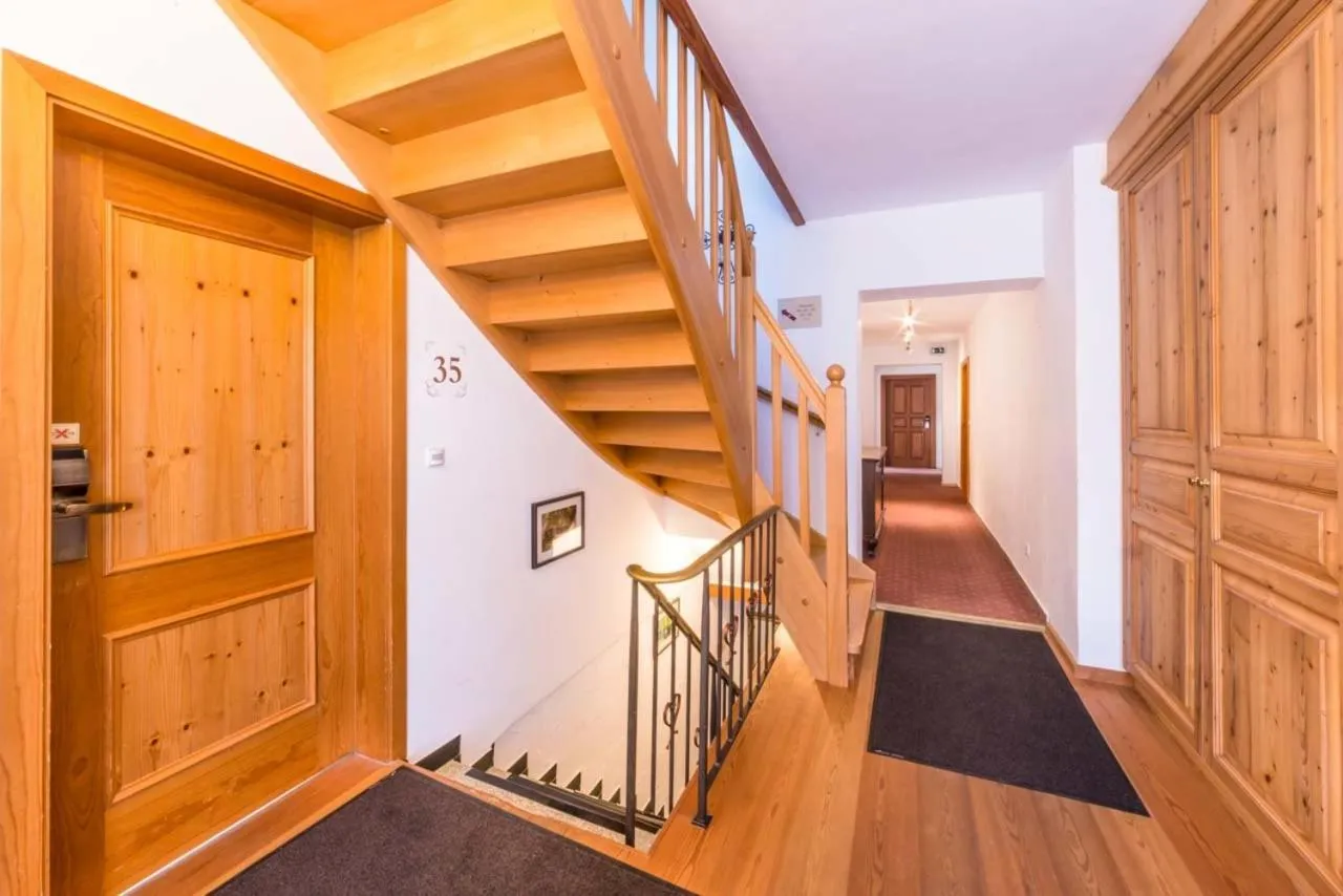 Decorative detail in Metzgerei Gasthof Oberhauser - Hotel zur Post