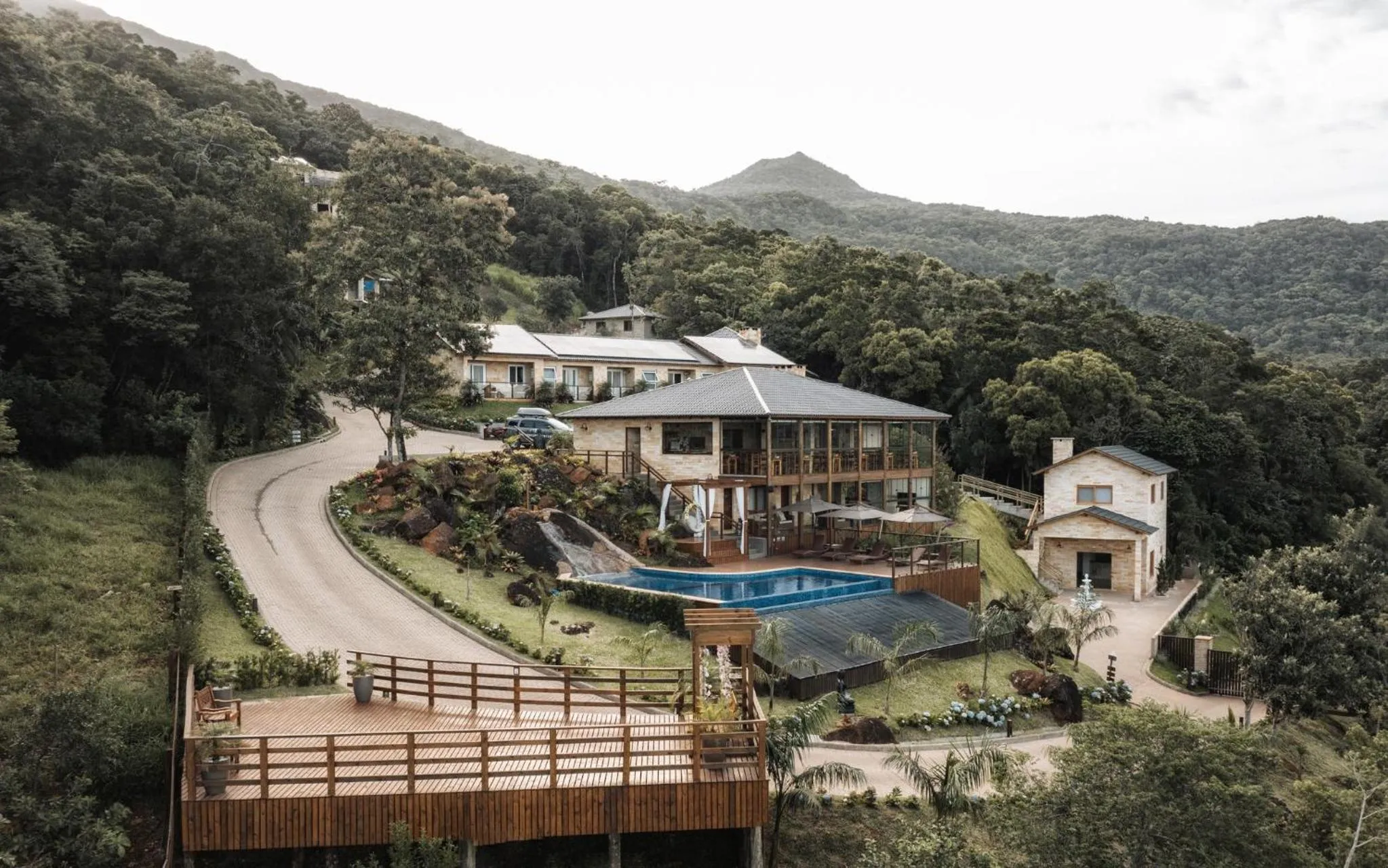 Restaurant/places to eat in Discovery Canyon