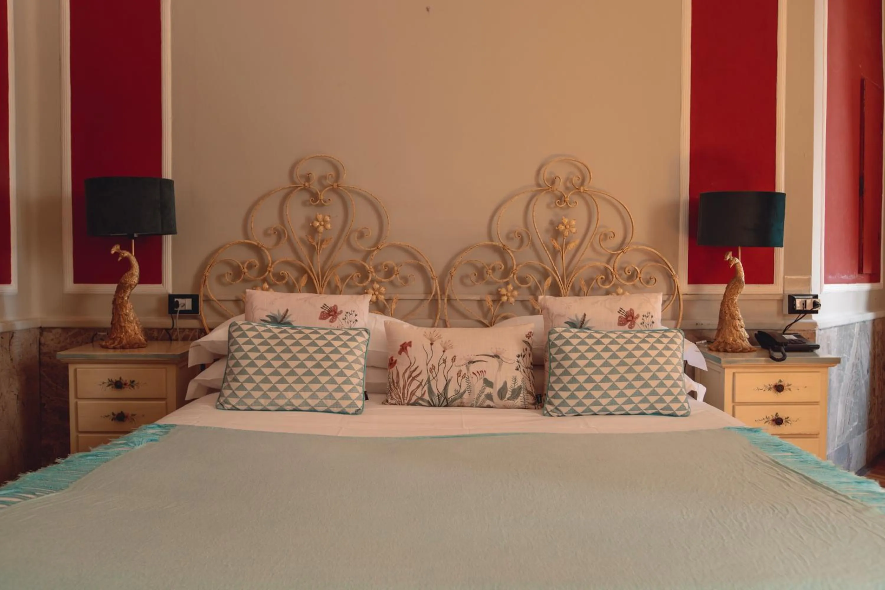 Bed in Villa Mimosa au Lac - Estella Hotels Italia