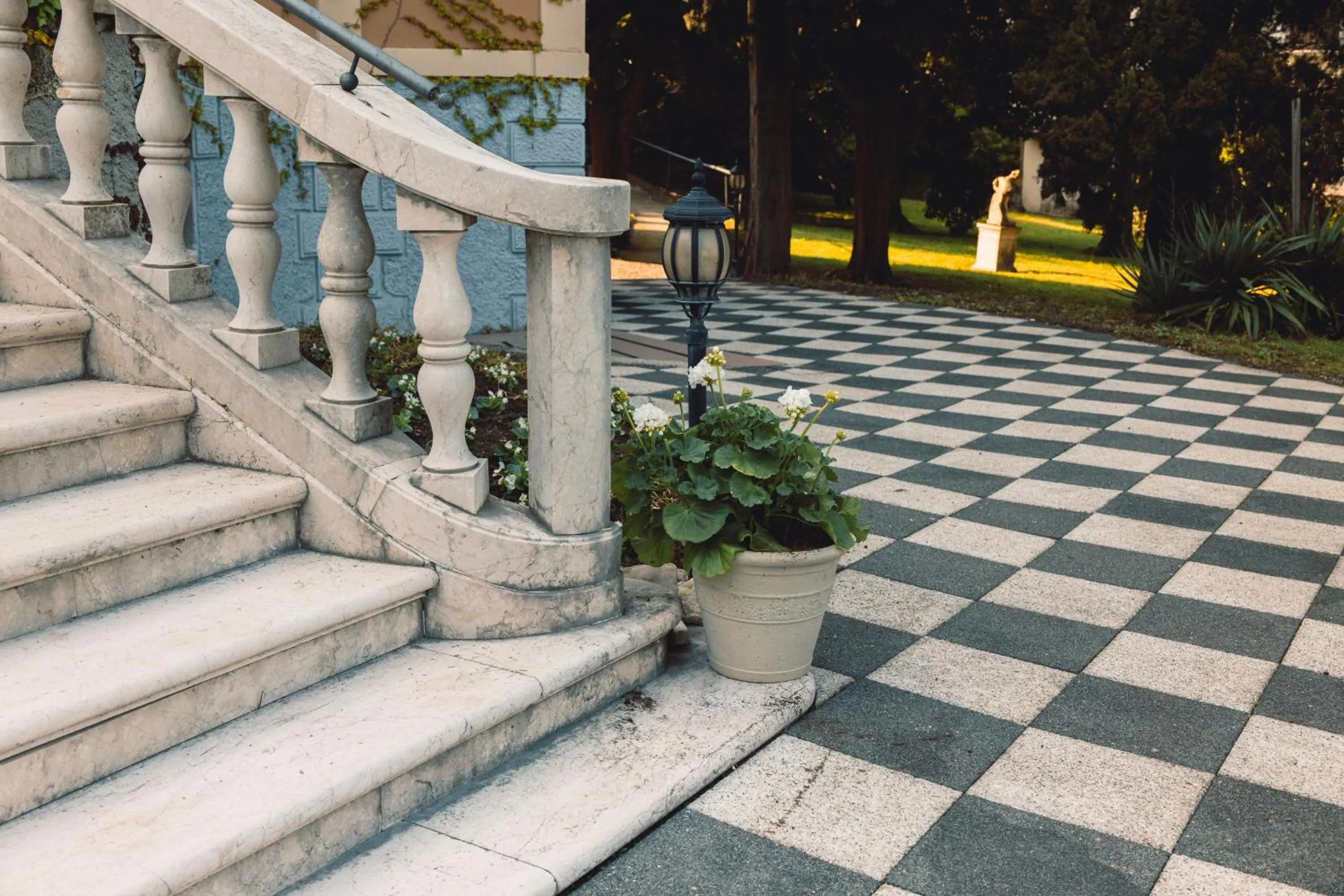 Property building in Villa Mimosa au Lac - Estella Hotels Italia