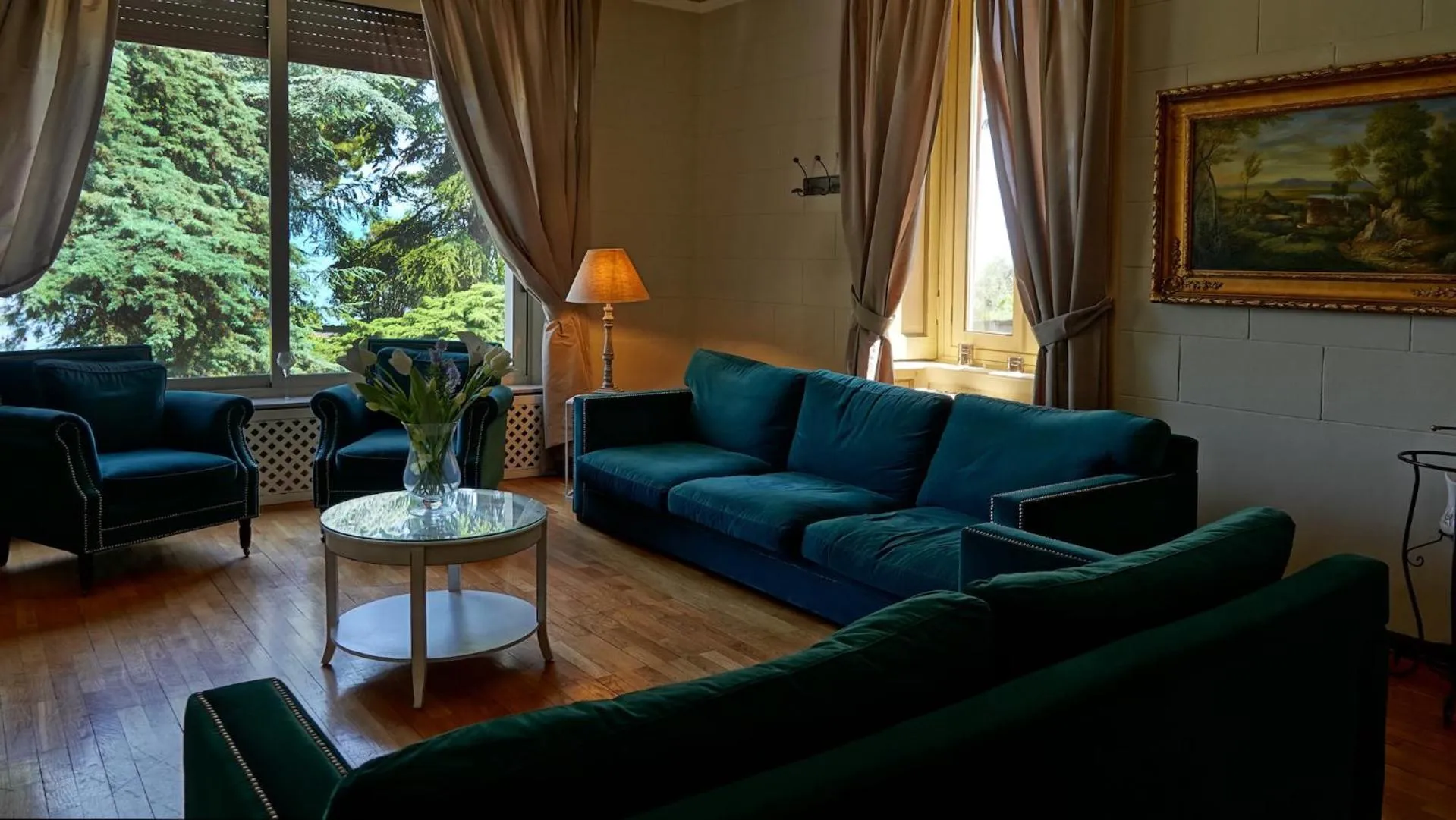 Living room in Villa Mimosa au Lac - Estella Hotels Italia