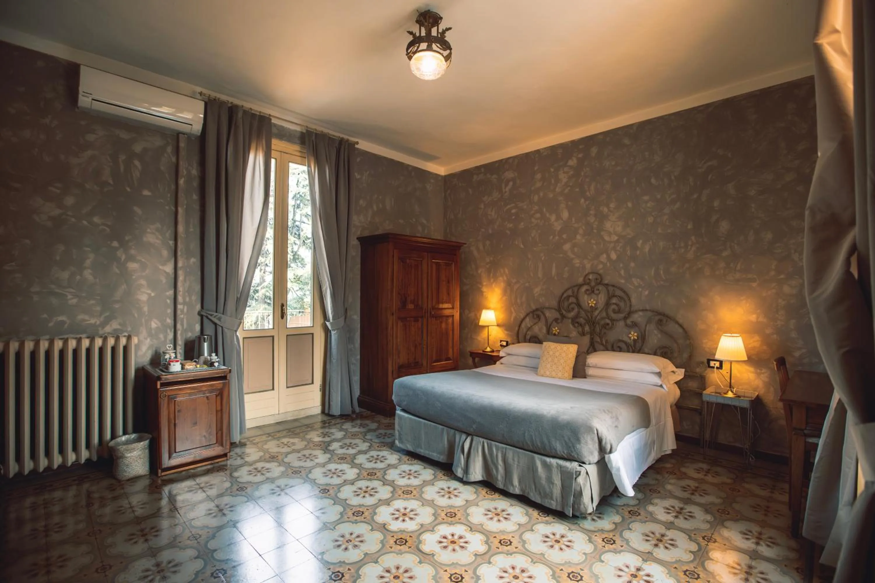 Bedroom, Bed in Villa Mimosa au Lac - Estella Hotels Italia