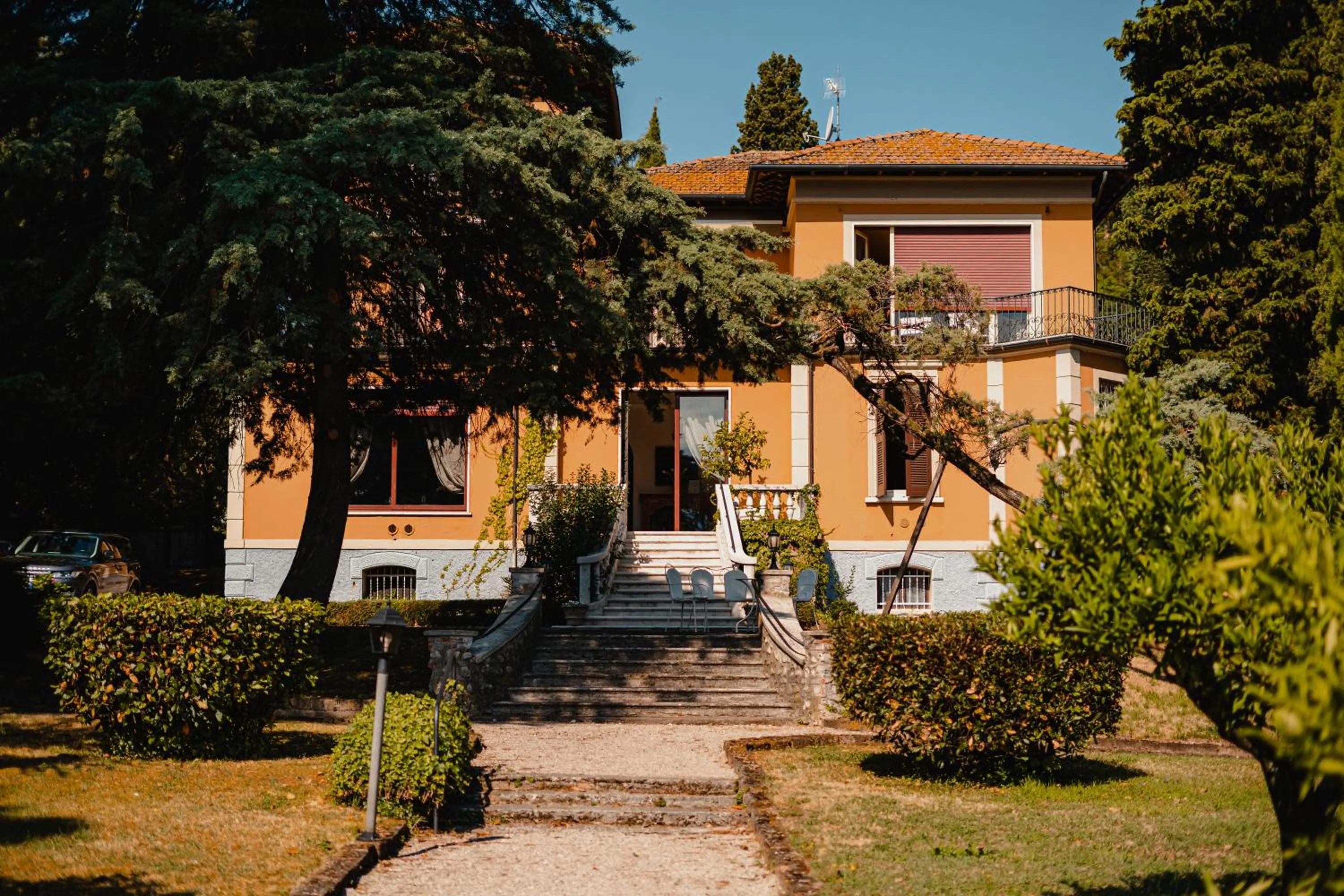 Property building in Villa Mimosa au Lac - Estella Hotels Italia
