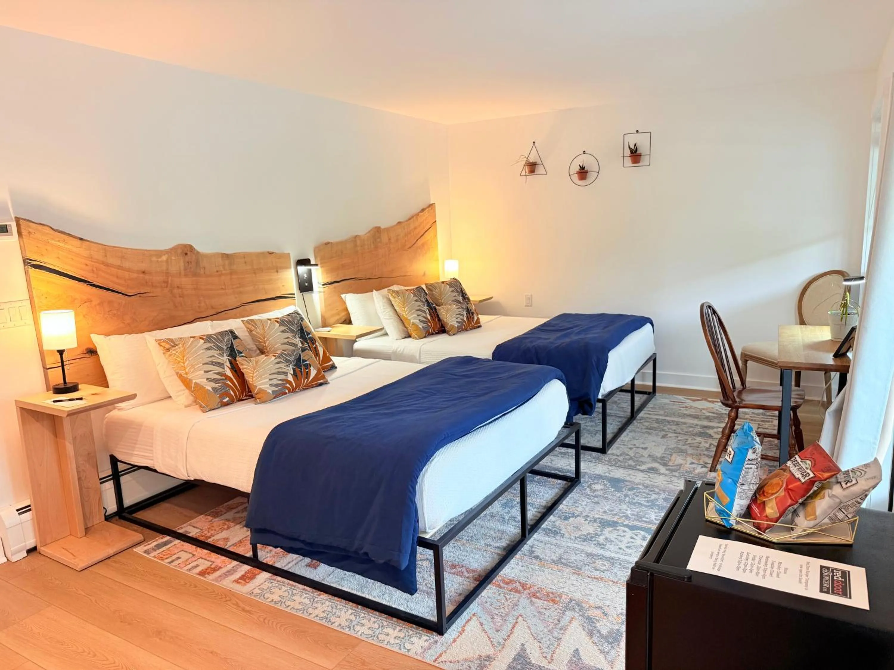 Bed in Farm Road Estate