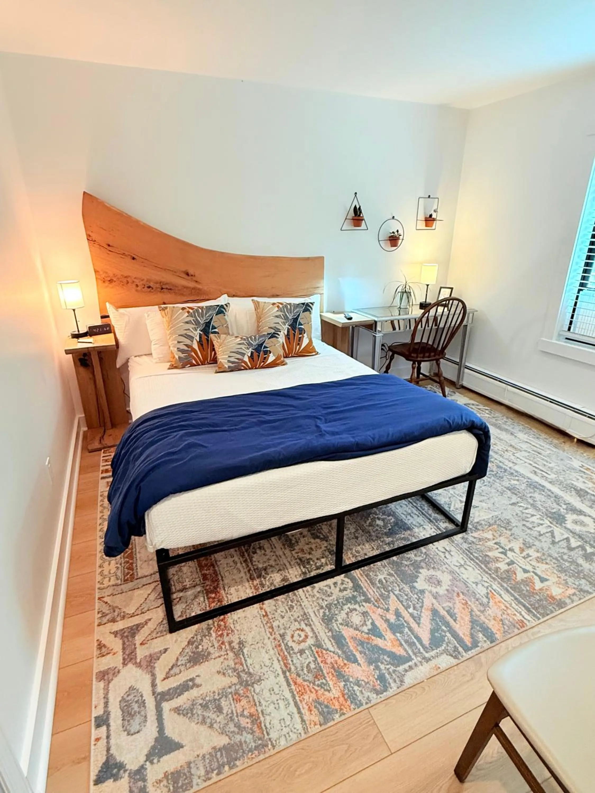 Bed in Farm Road Estate