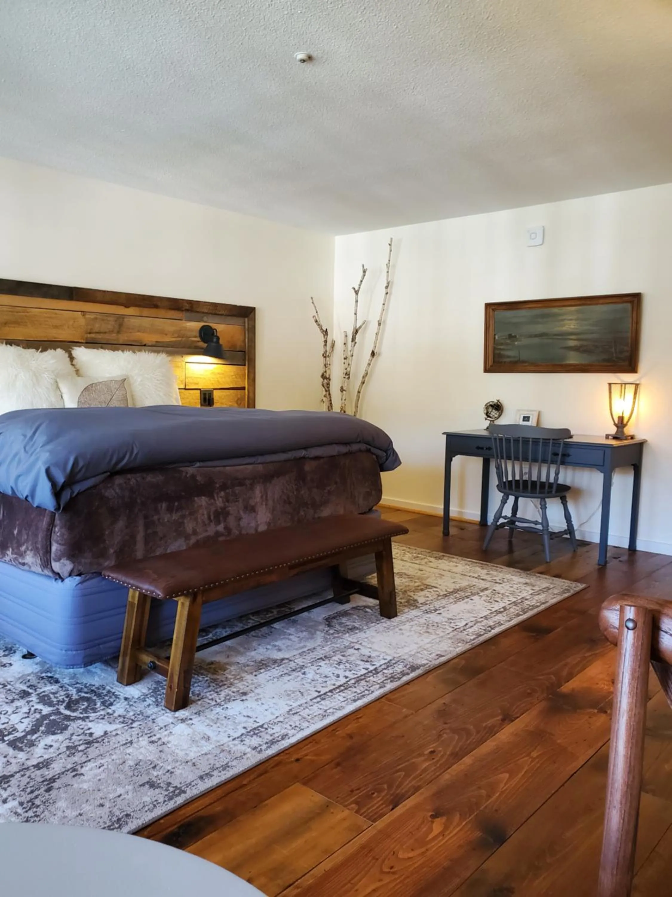 Bed in Farm Road Estate