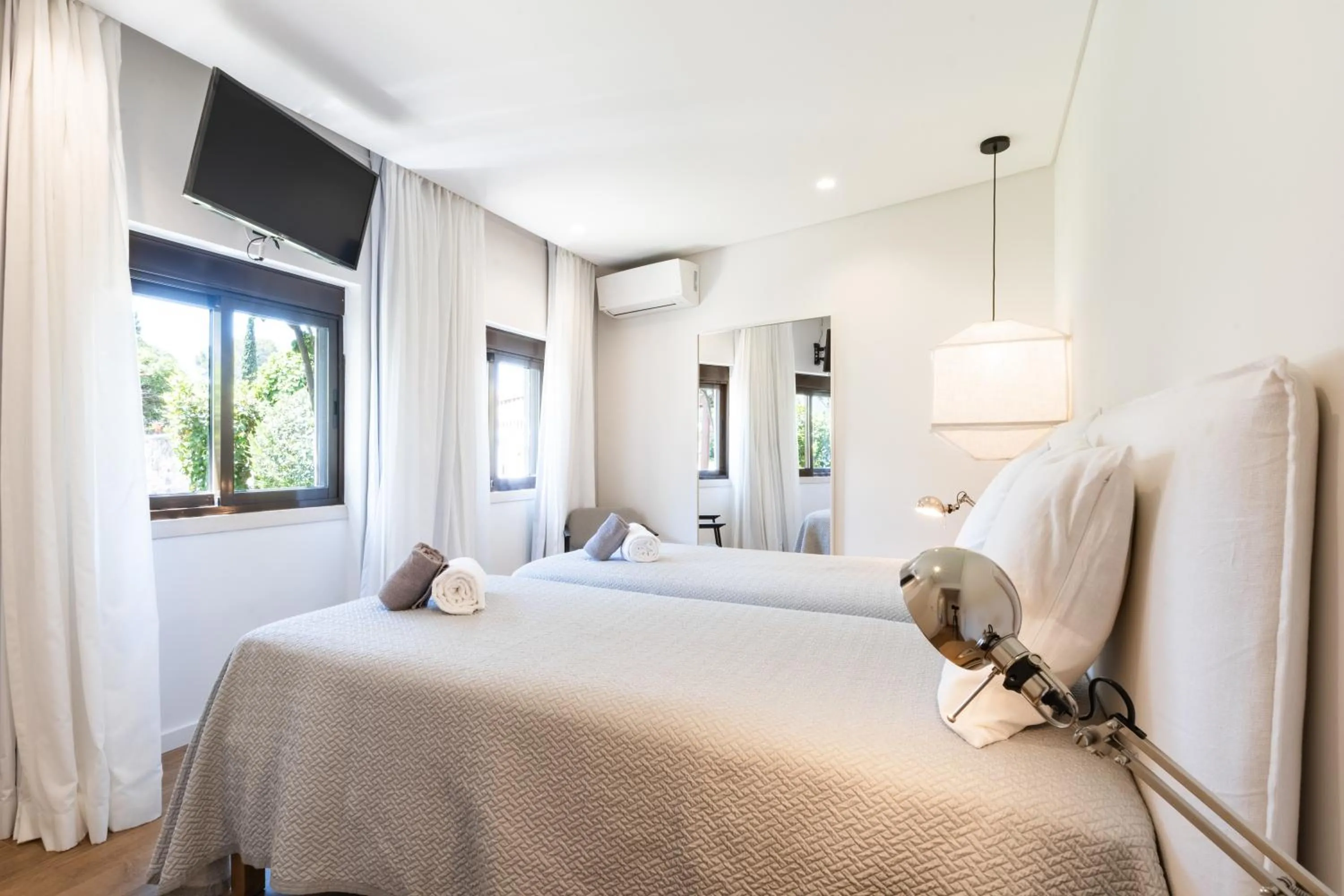 Bed in Vila Hibisco by Garvetur