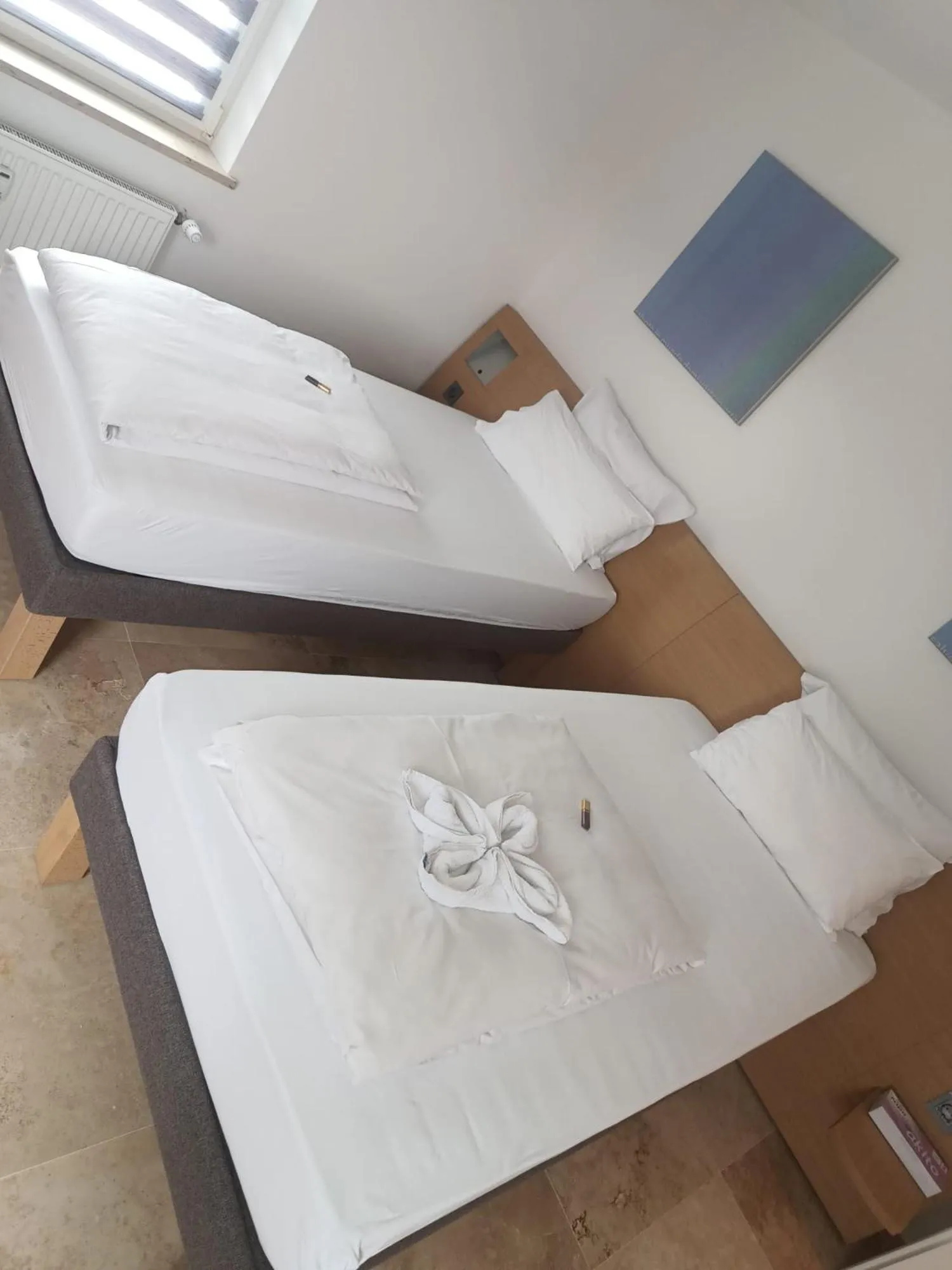 Photo of the whole room, Bed in Maxhotel