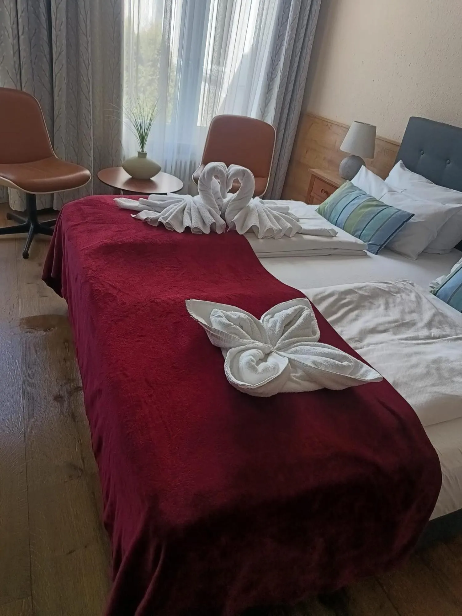 Photo of the whole room, Bed in Maxhotel