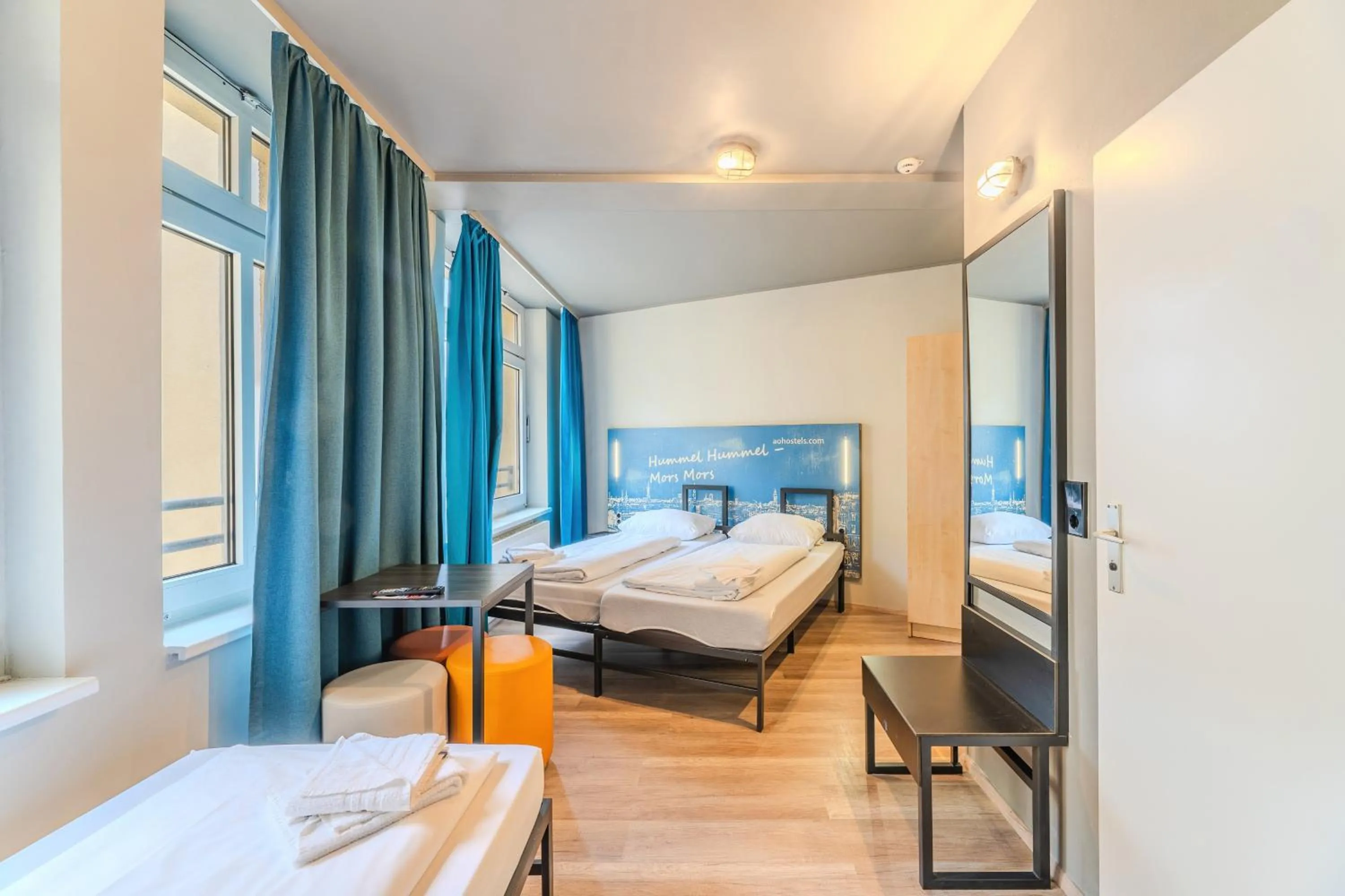 Bedroom, Bed in a&o Hamburg Hauptbahnhof