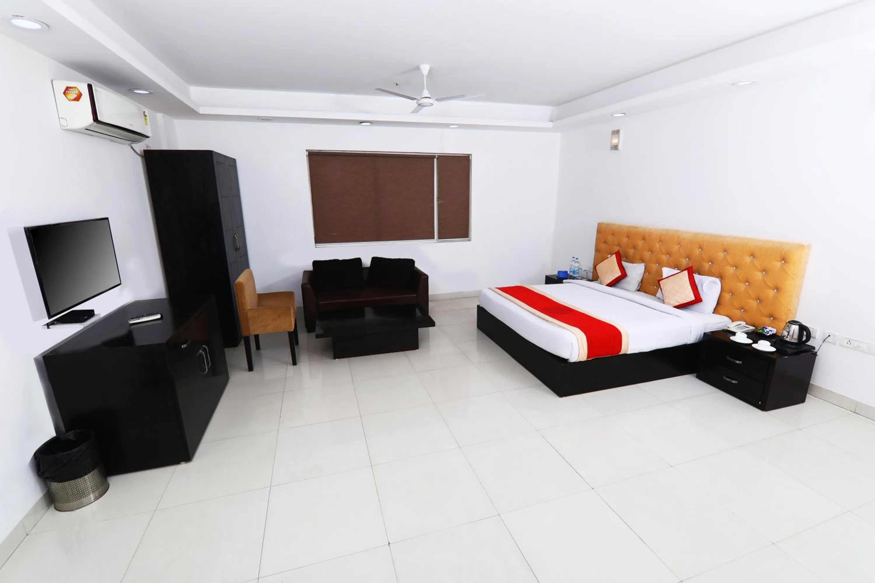 Bed in TDI Club Retreat Kundli