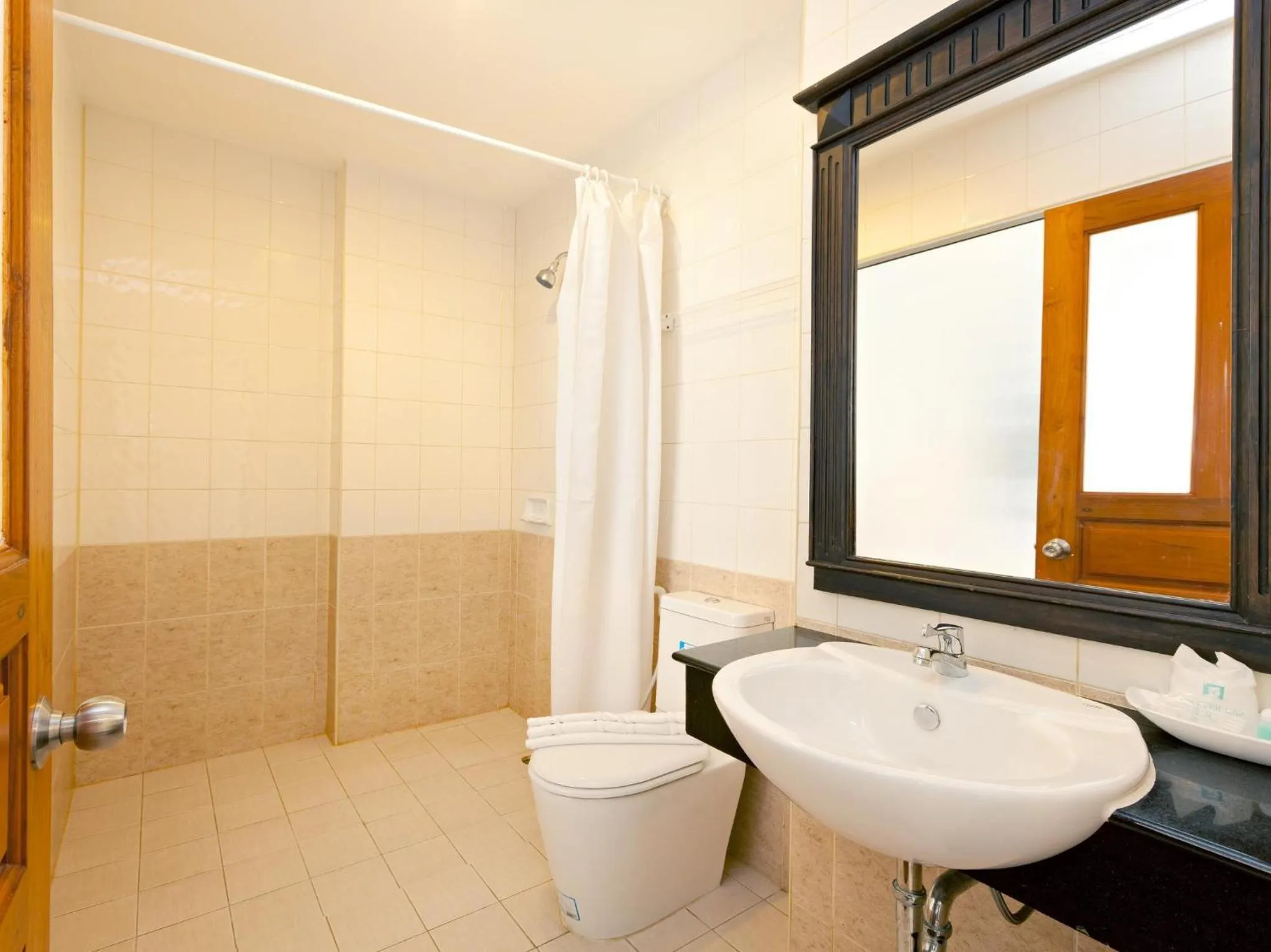 Bathroom in Garden Phuket Hotel