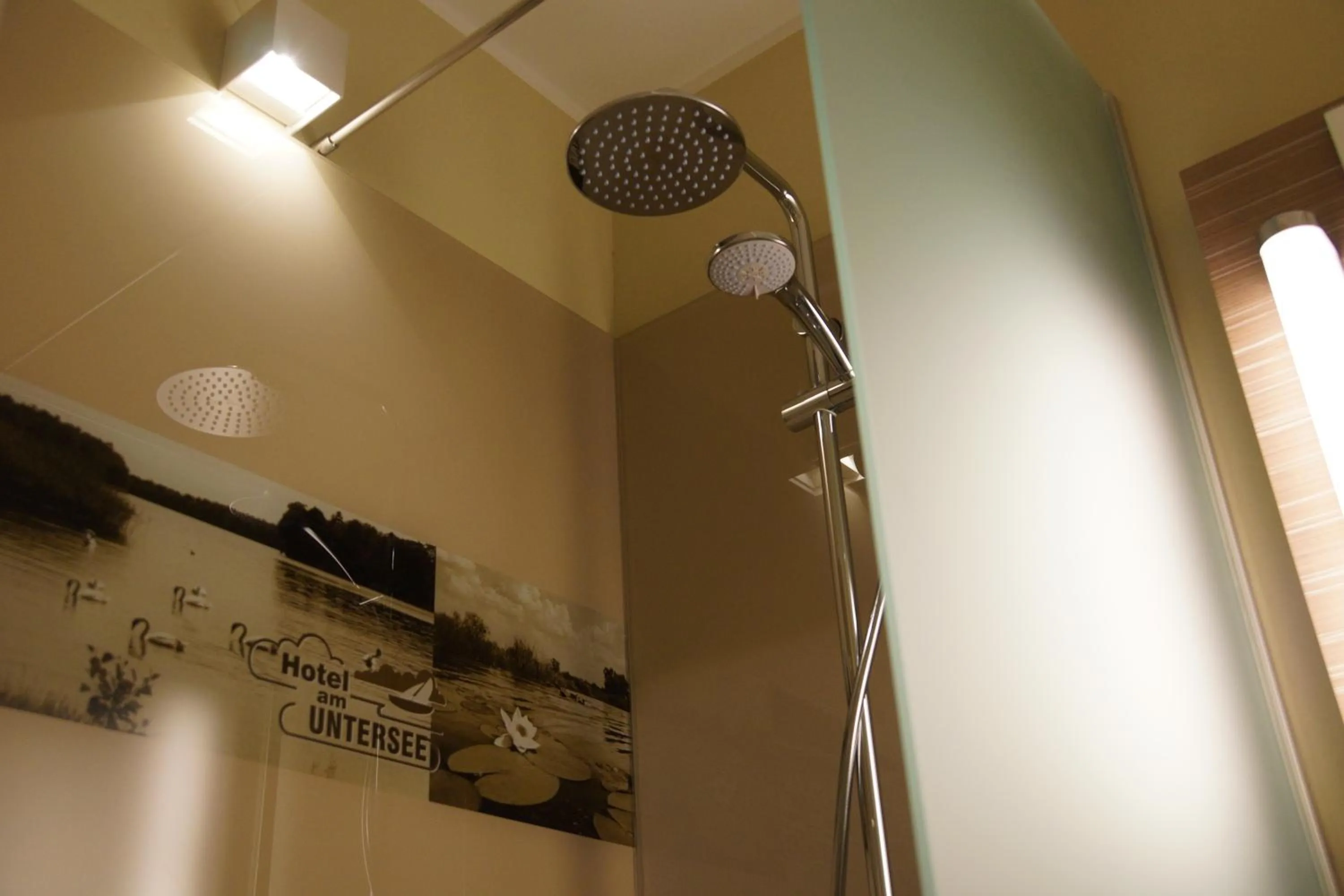 Bathroom in Hotel am Untersee