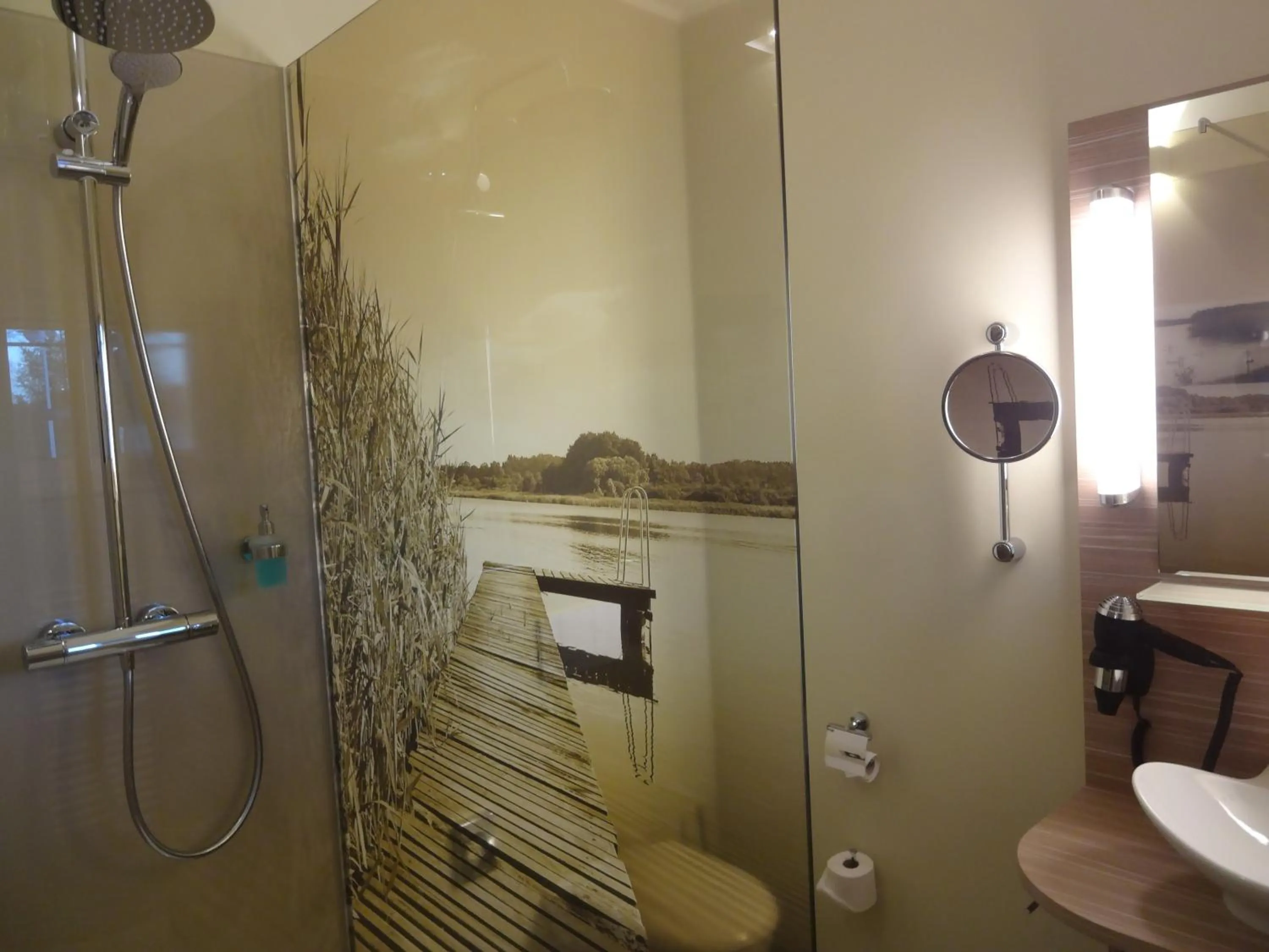 Bathroom in Hotel am Untersee