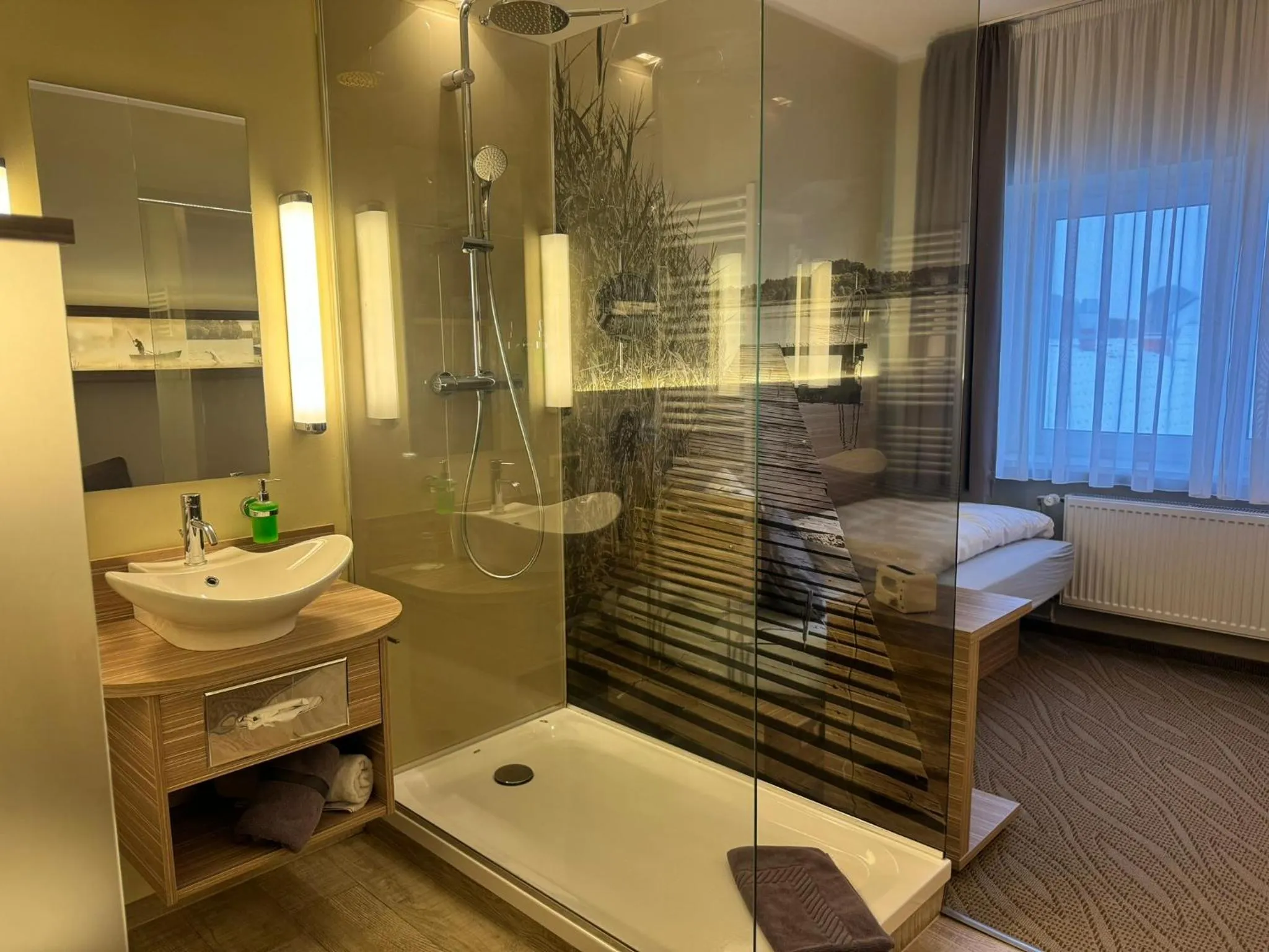 Shower in Hotel am Untersee