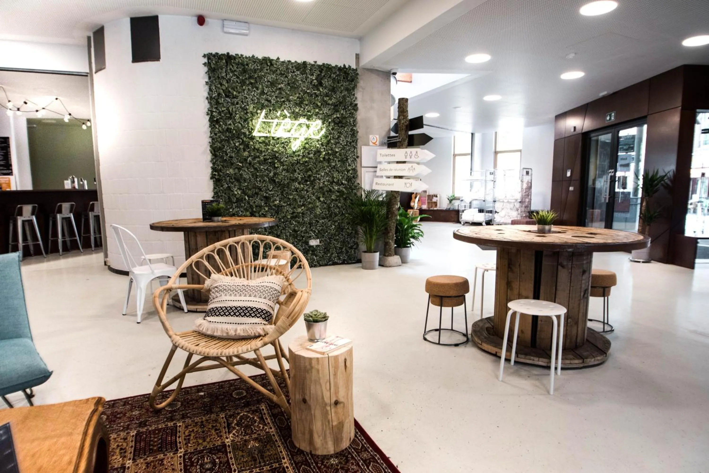 Lounge or bar in Liège Youth Hostel