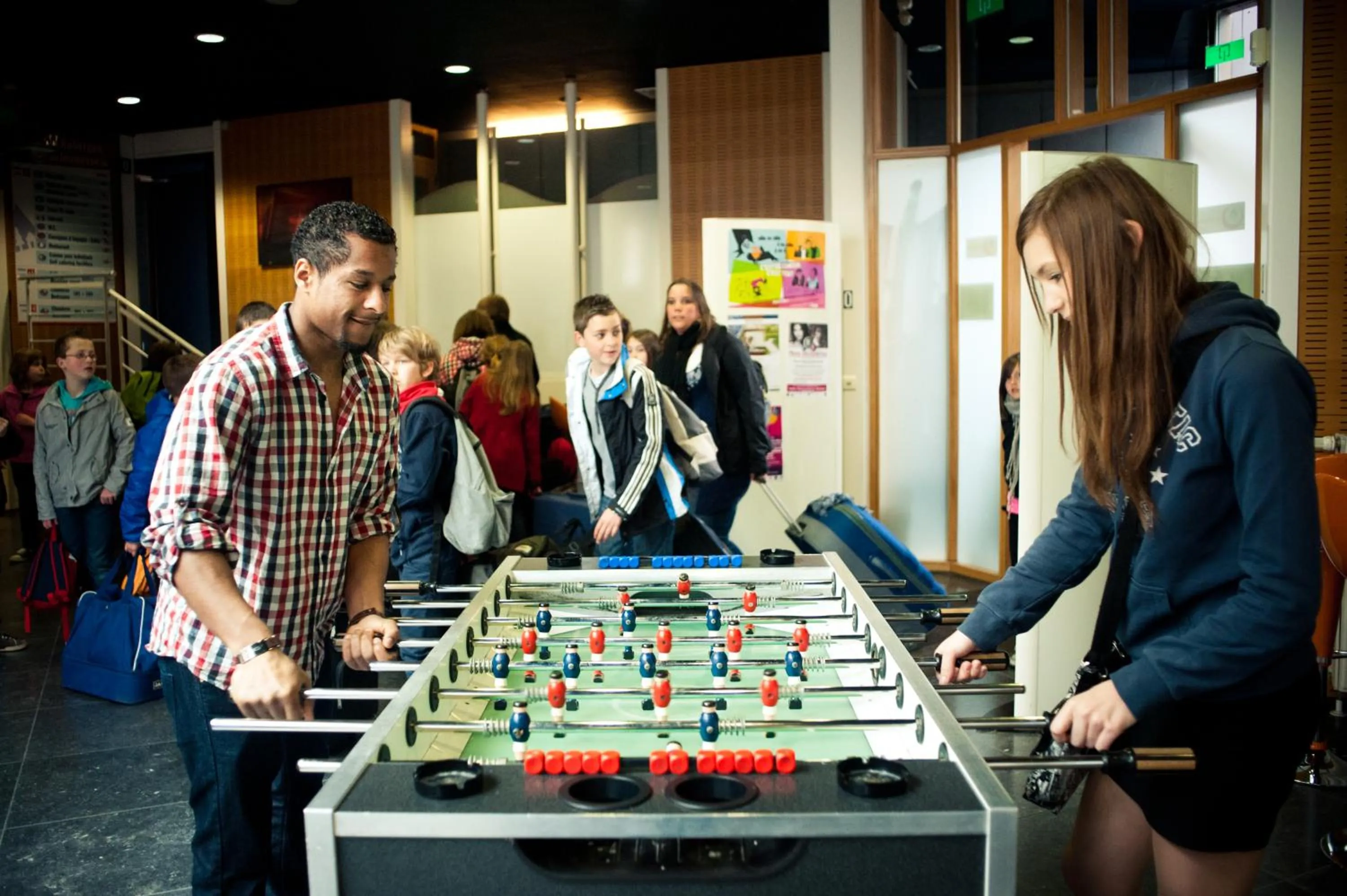 Communal lounge/ TV room in Auberge de Jeunesse de Mons