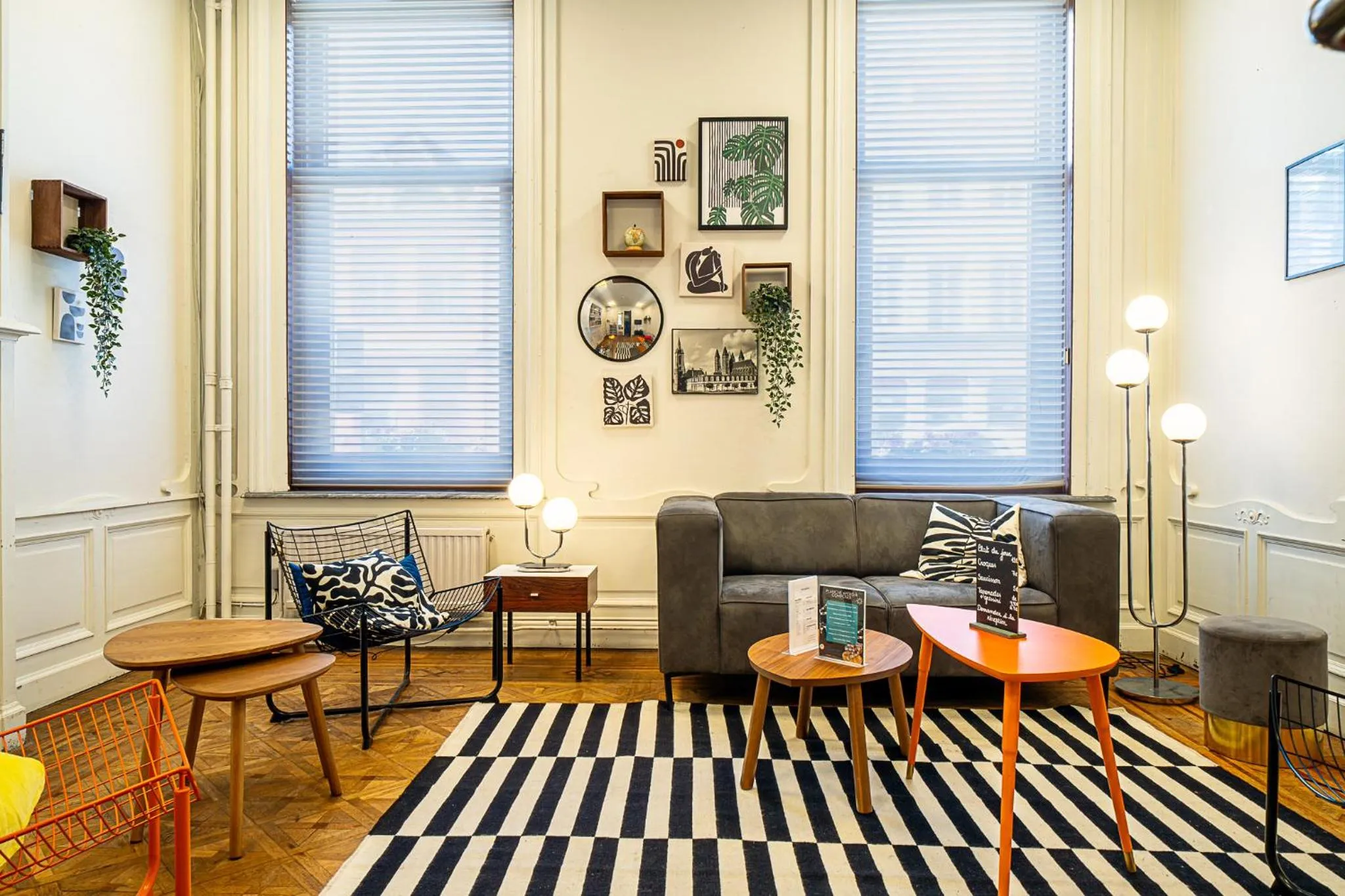 Living room in Auberge de Jeunesse de Tournai - Youth Hostel