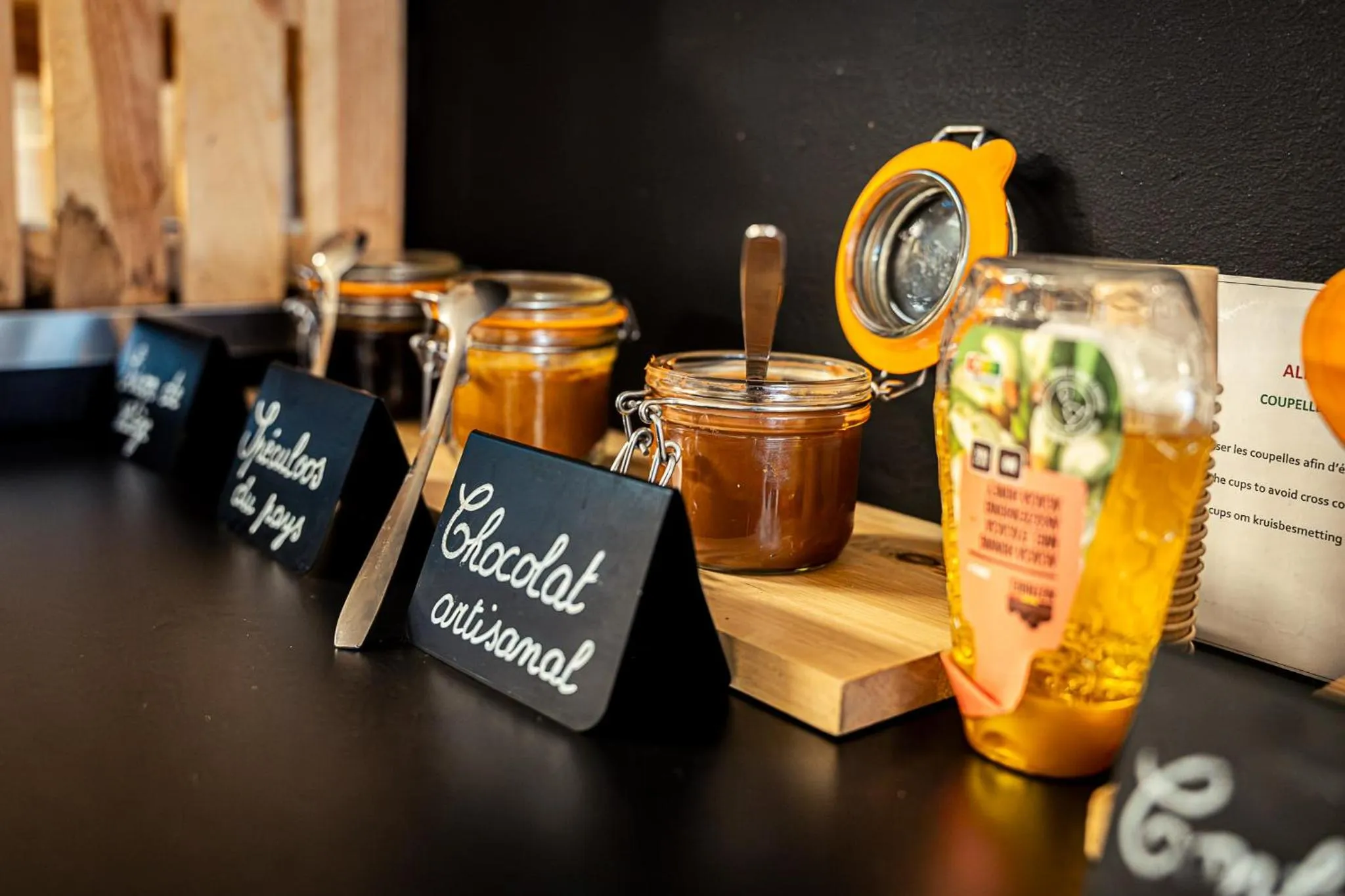 Buffet breakfast in Auberge de Jeunesse de Tournai - Youth Hostel